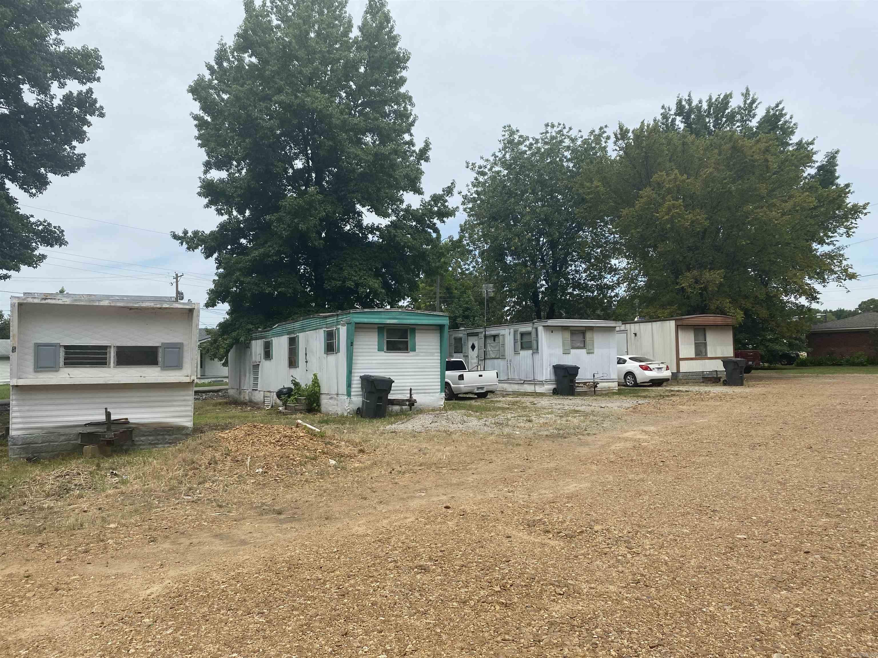 NELMS STREET - Commercial Lease