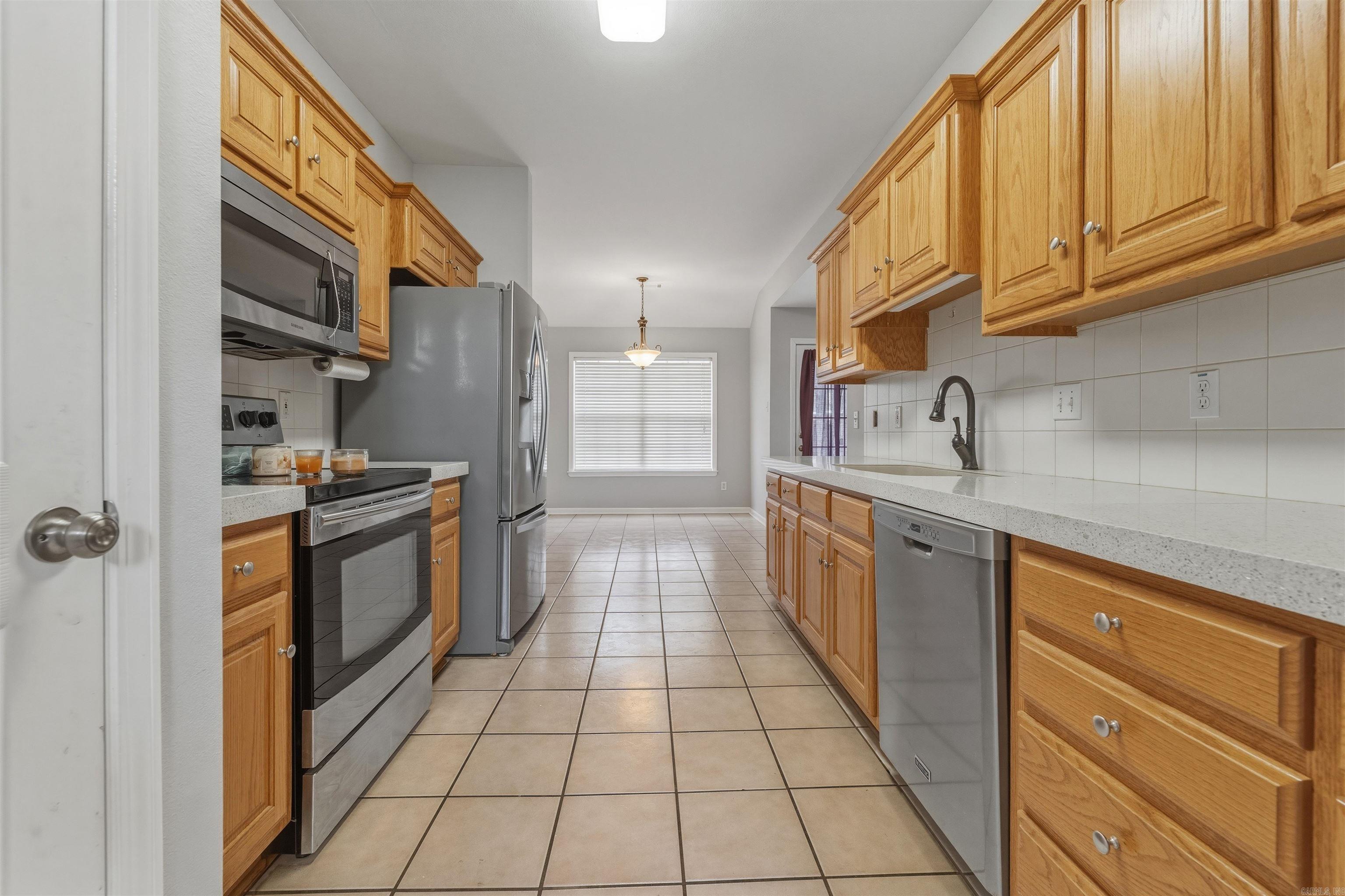 AUSTIN LAKES POINTE ADDN - Residential