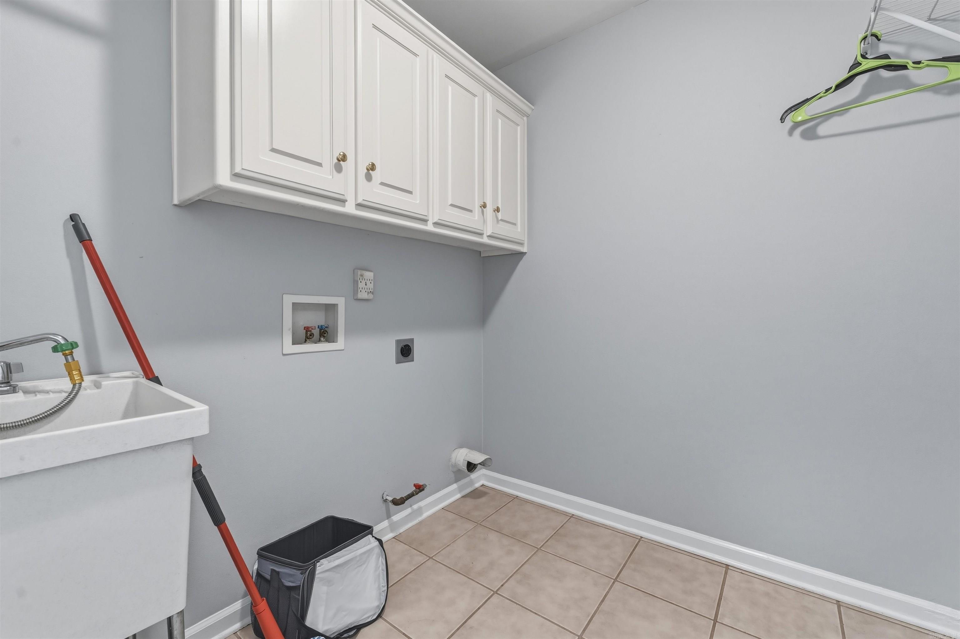 AUSTIN LAKES POINTE ADDN - Residential