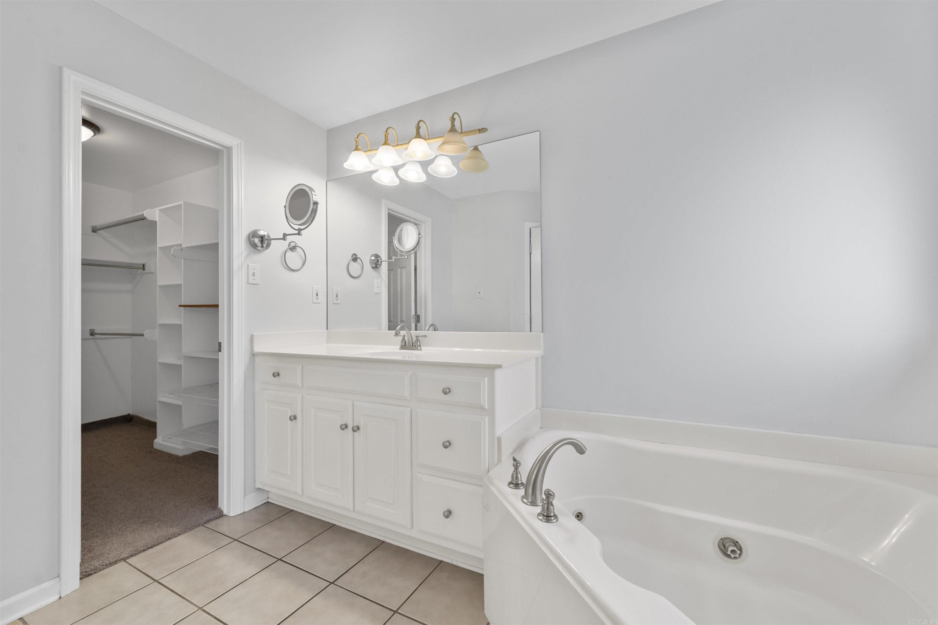 AUSTIN LAKES POINTE ADDN - Residential