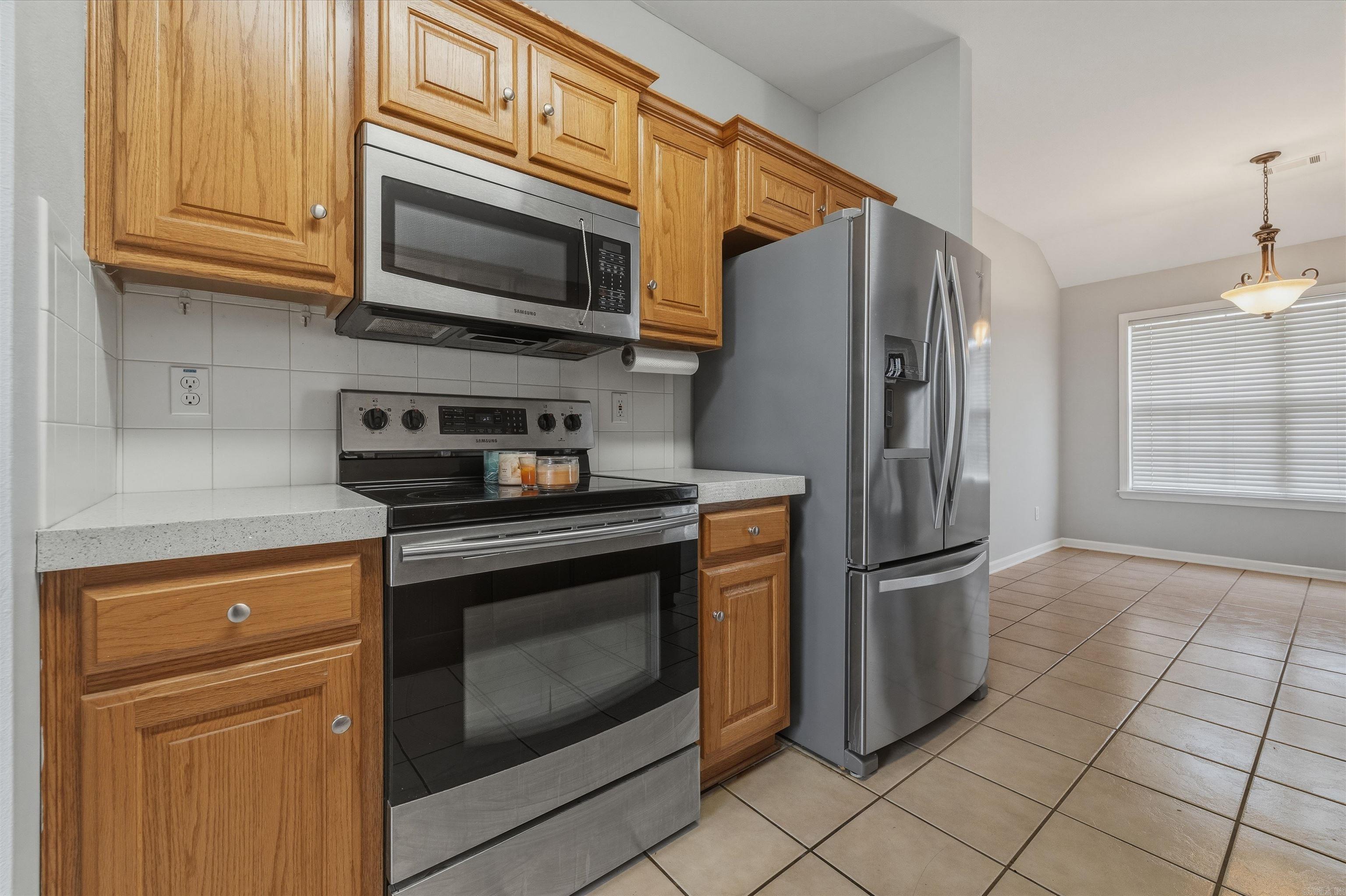 AUSTIN LAKES POINTE ADDN - Residential