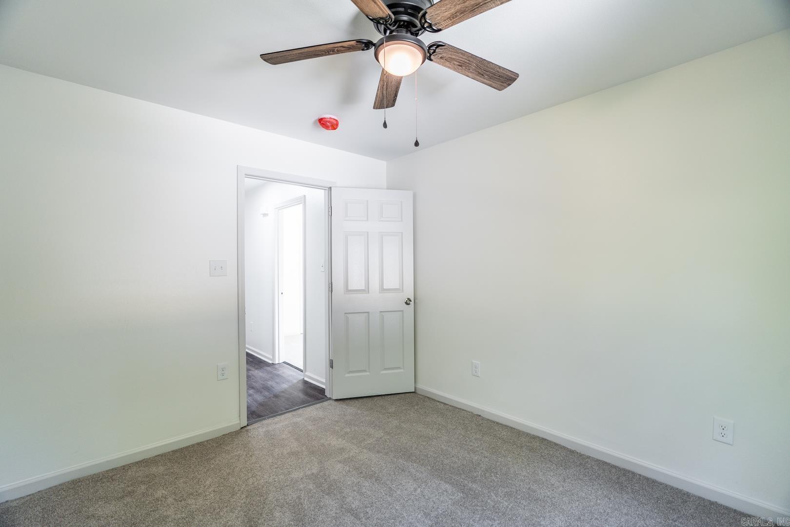 FOREST HILLS - Residential