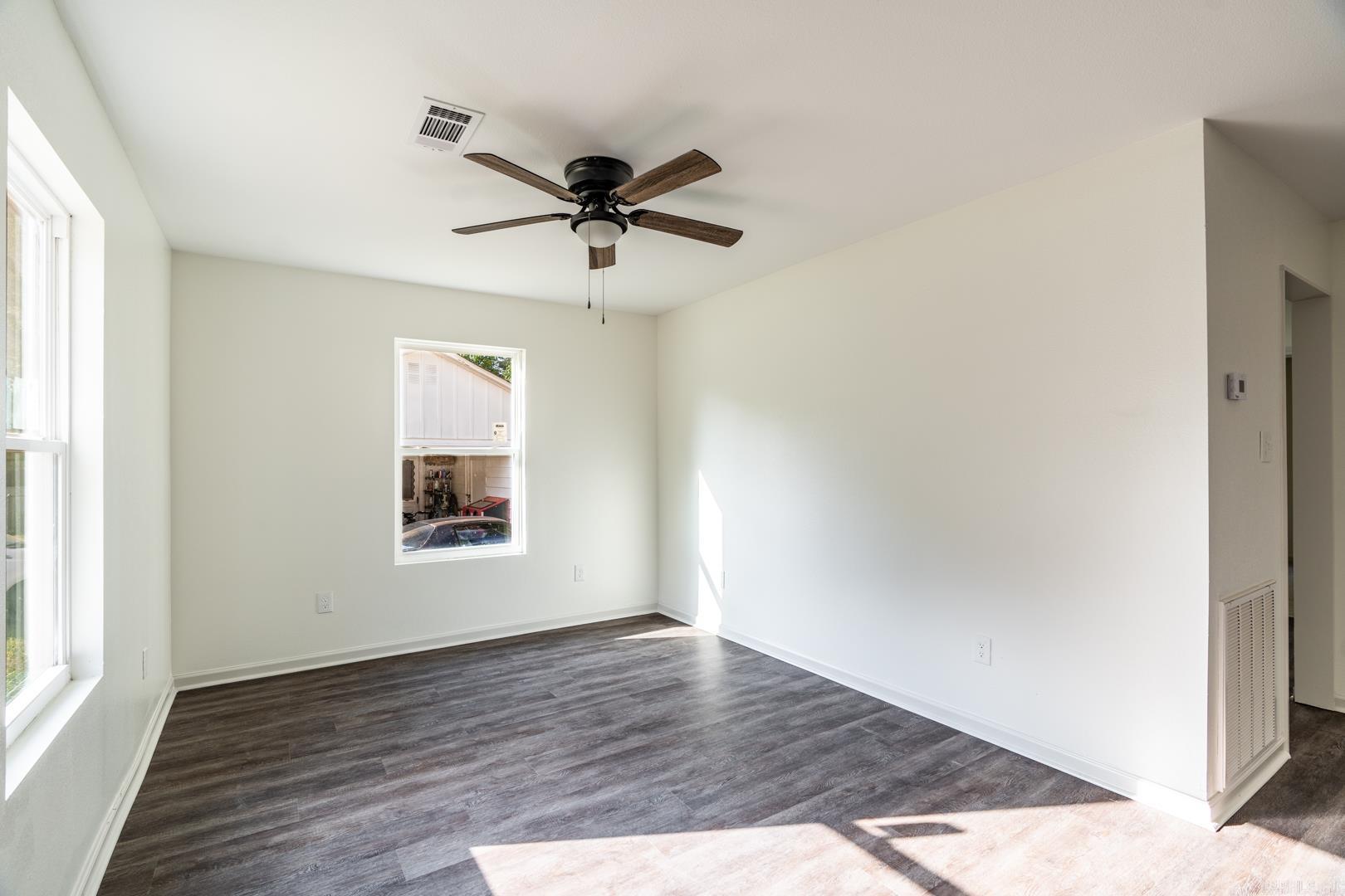 FOREST HILLS - Residential