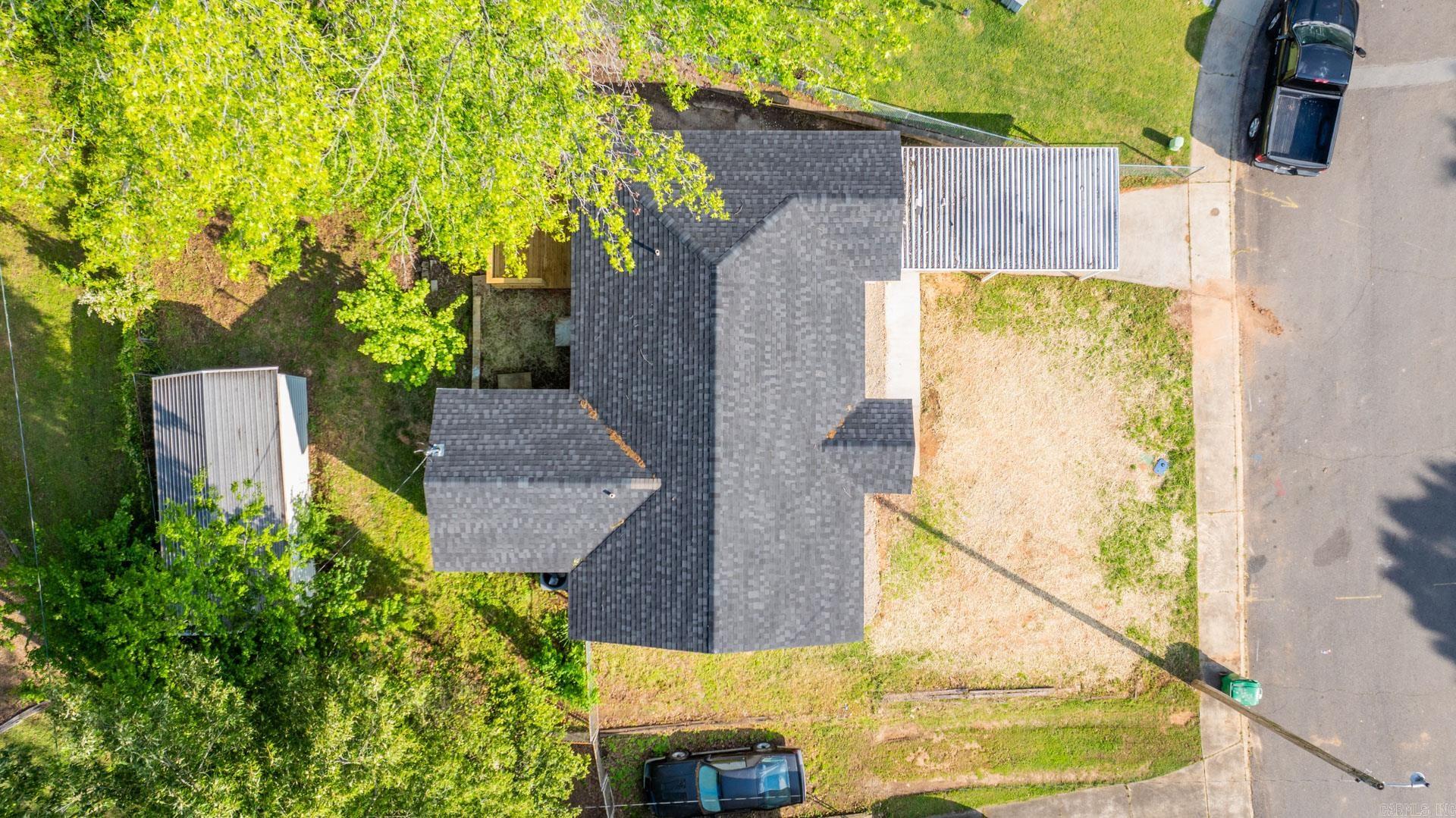 FOREST HILLS - Residential