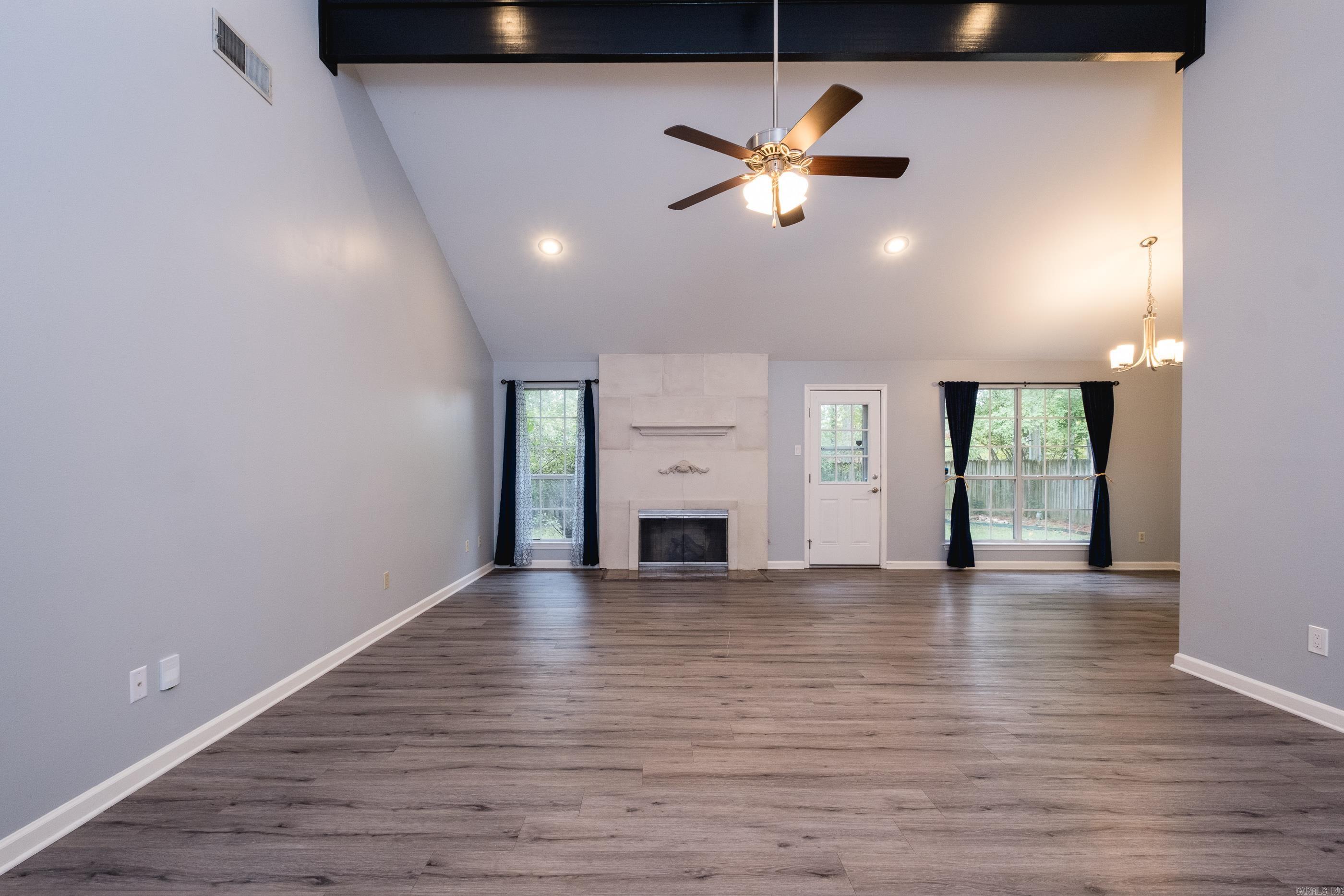 DEER PARK - Residential