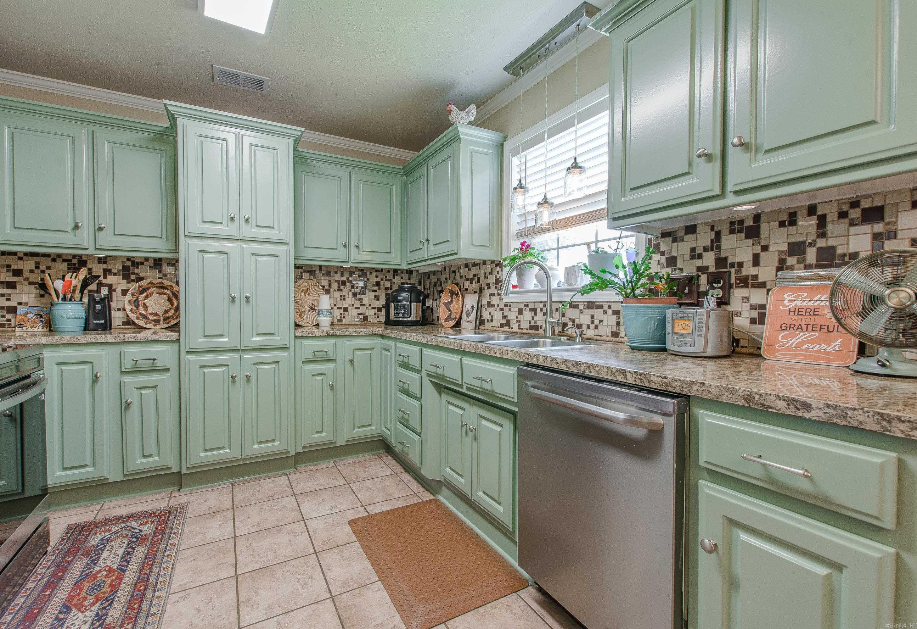 WOODBRIDGE - Residential