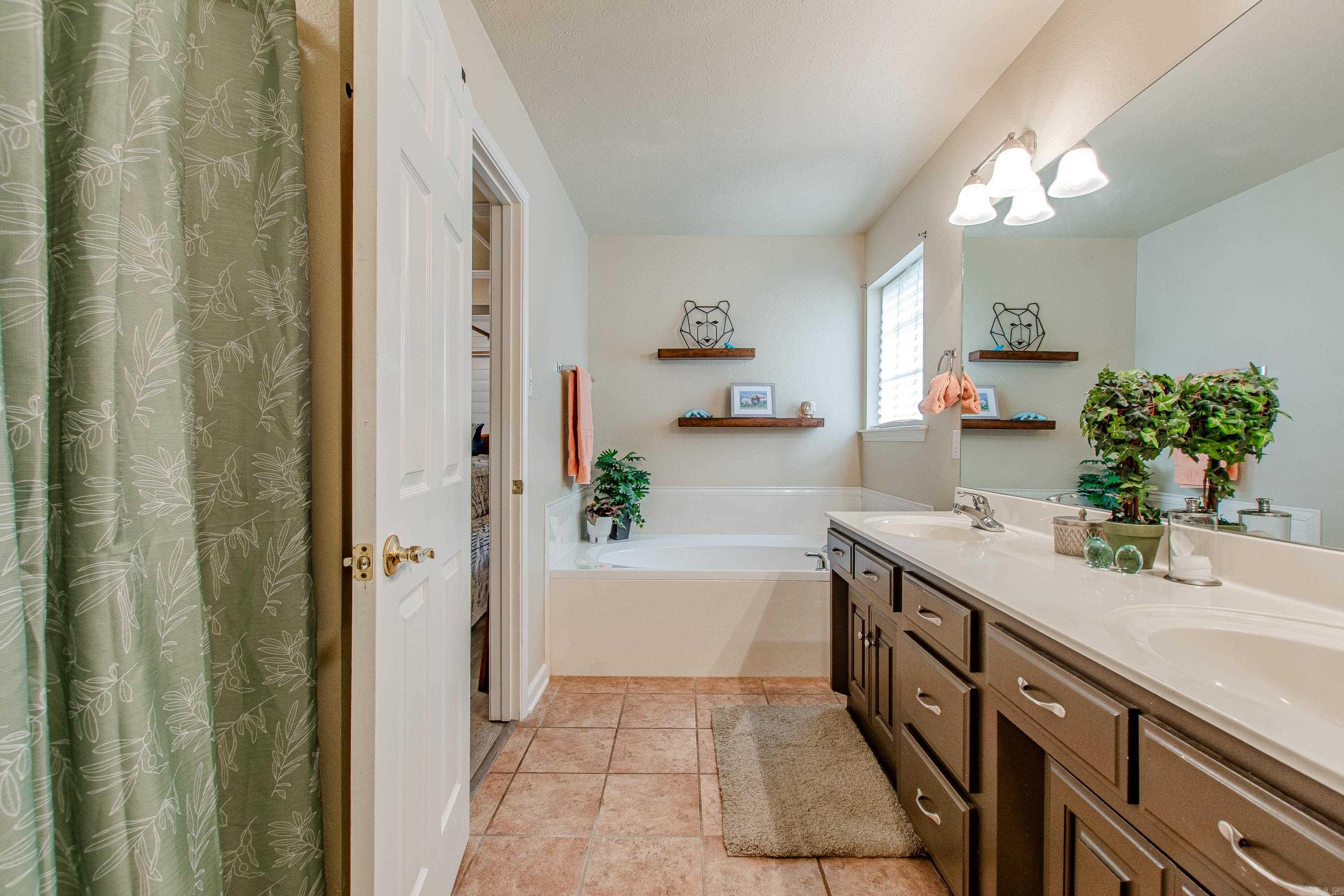 WOODBRIDGE - Residential