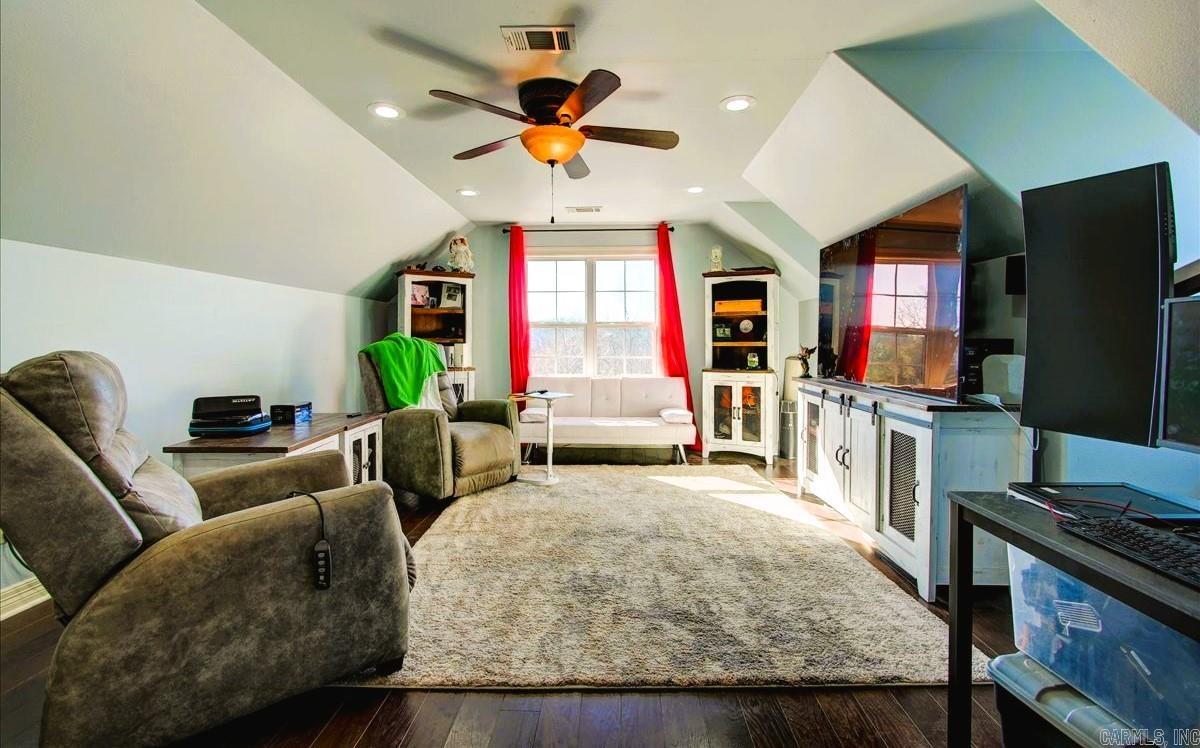 North Lake Estates - Residential