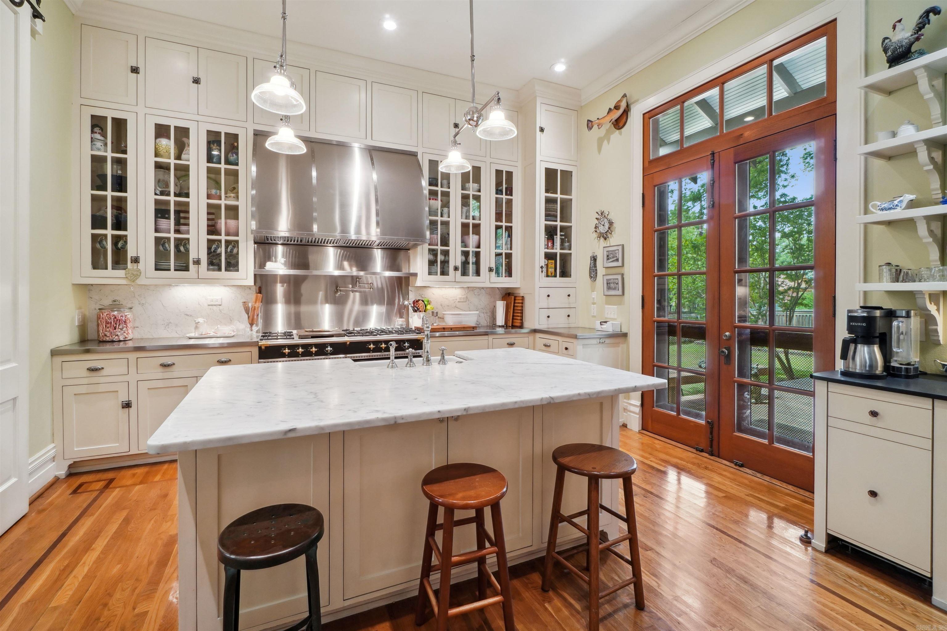 Weldon E Wrights - Residential