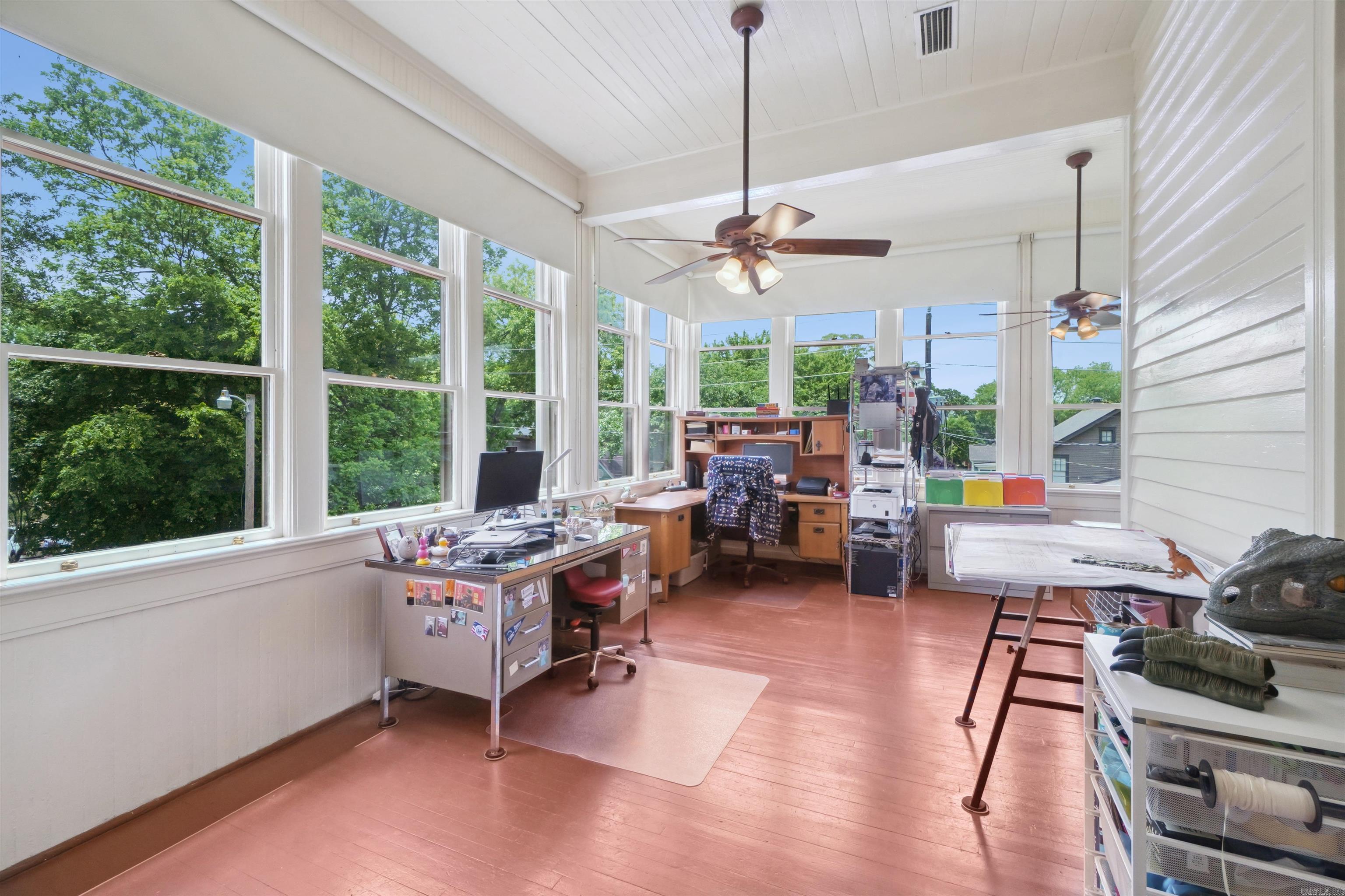 Weldon E Wrights - Residential