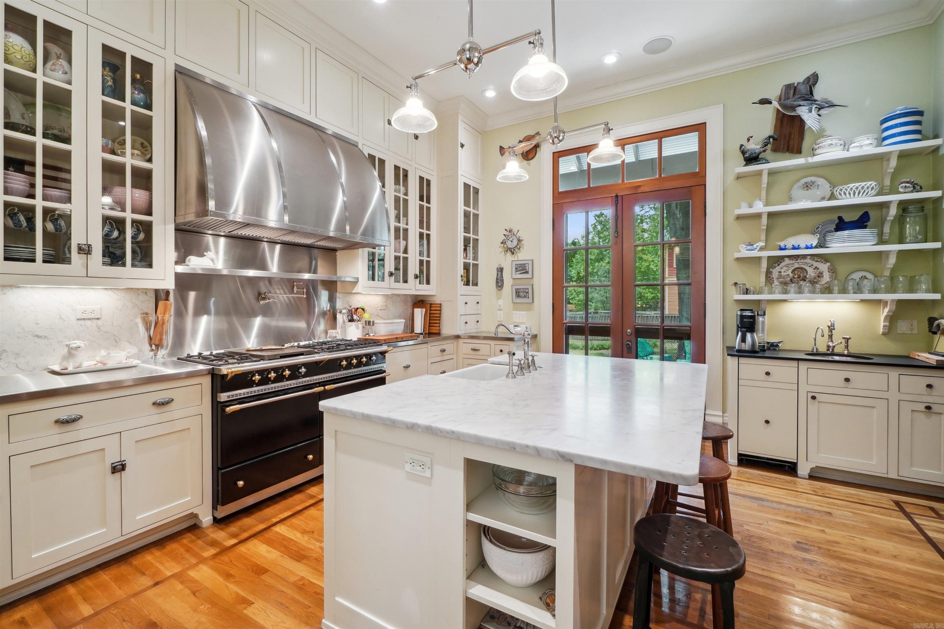 Weldon E Wrights - Residential