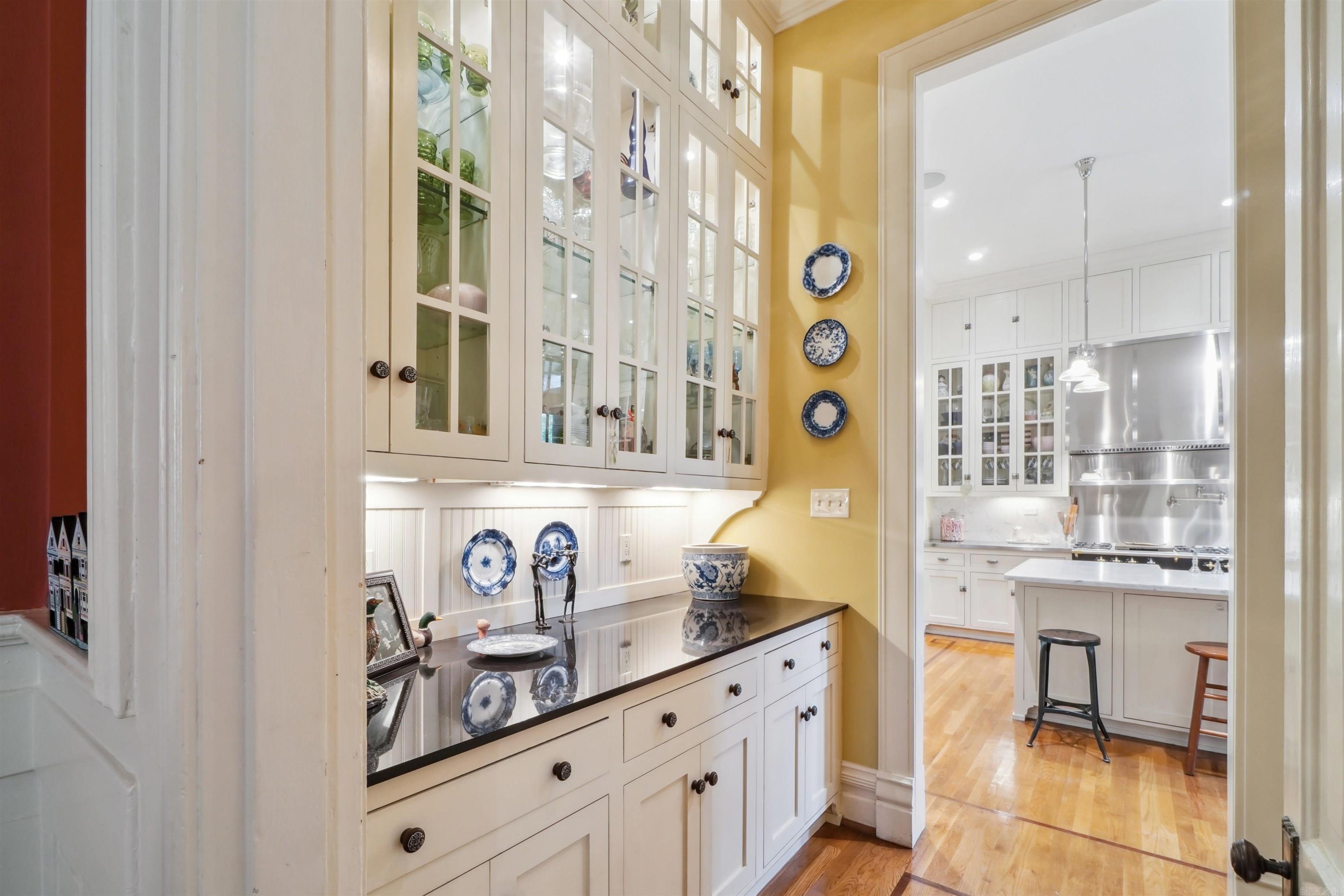 Weldon E Wrights - Residential