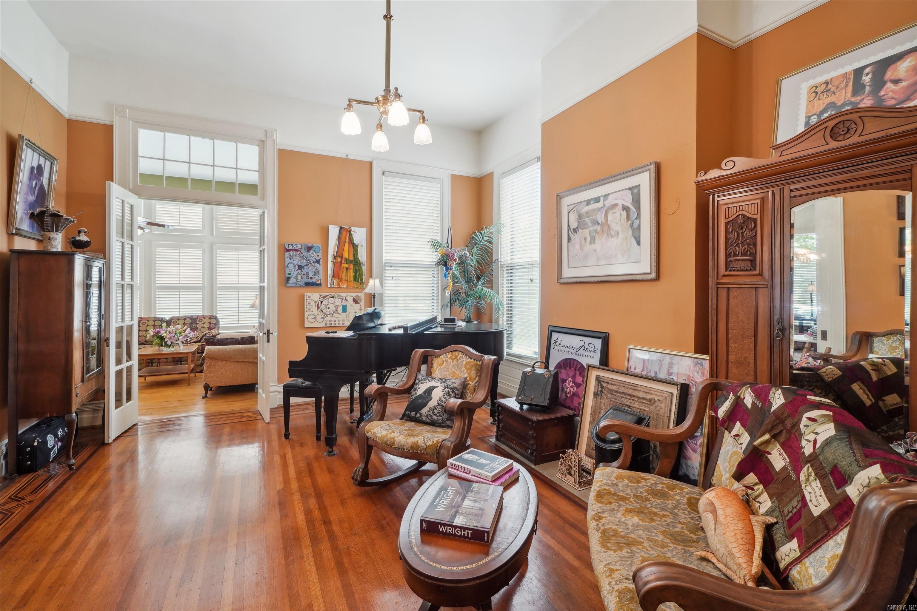 Weldon E Wrights - Residential
