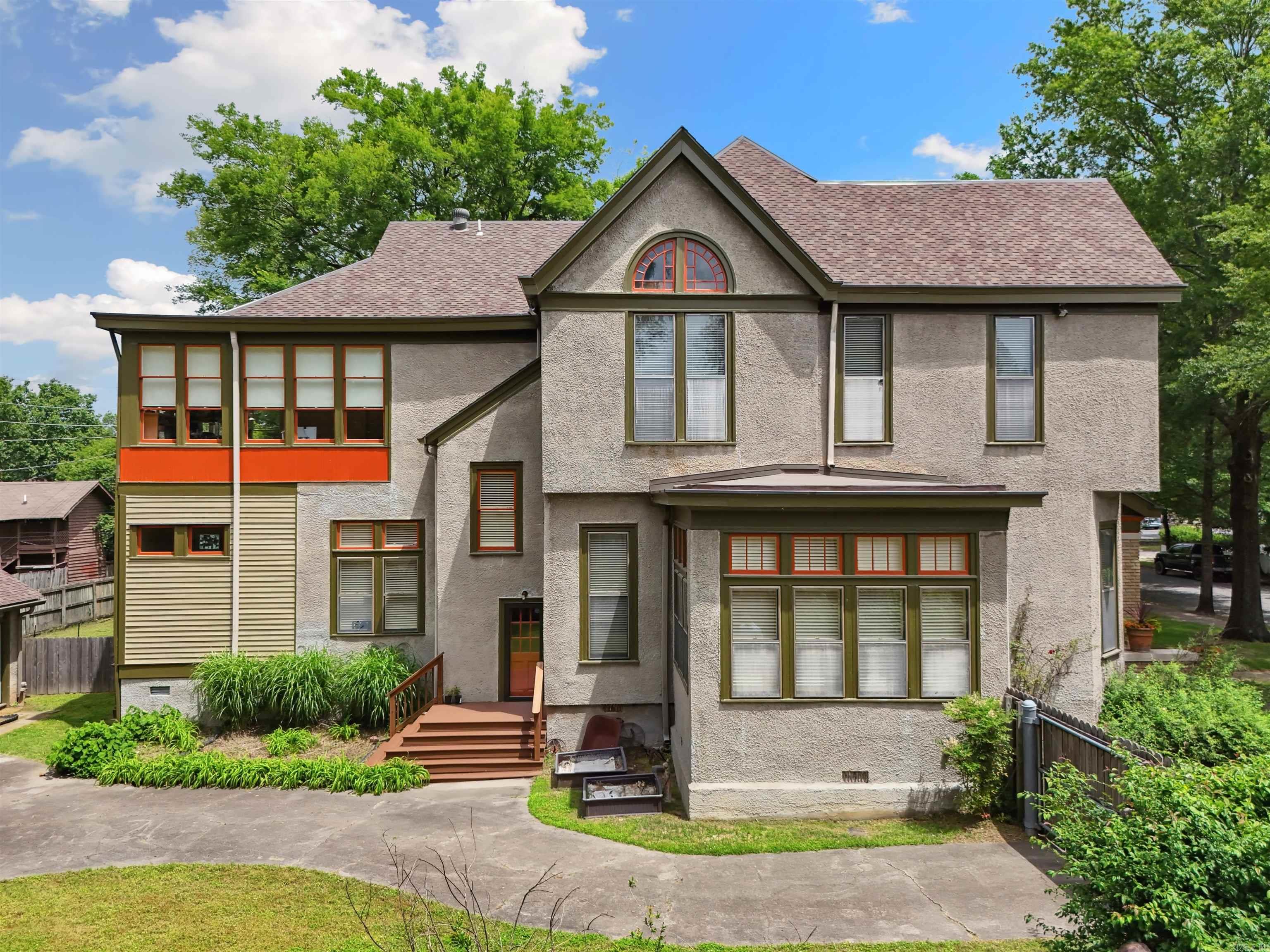 Weldon E Wrights - Residential
