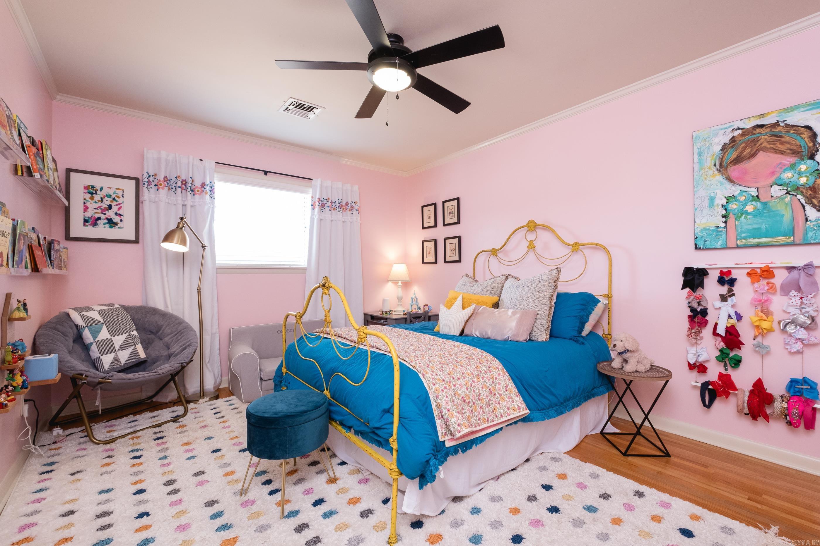 Meeks Manor - Residential