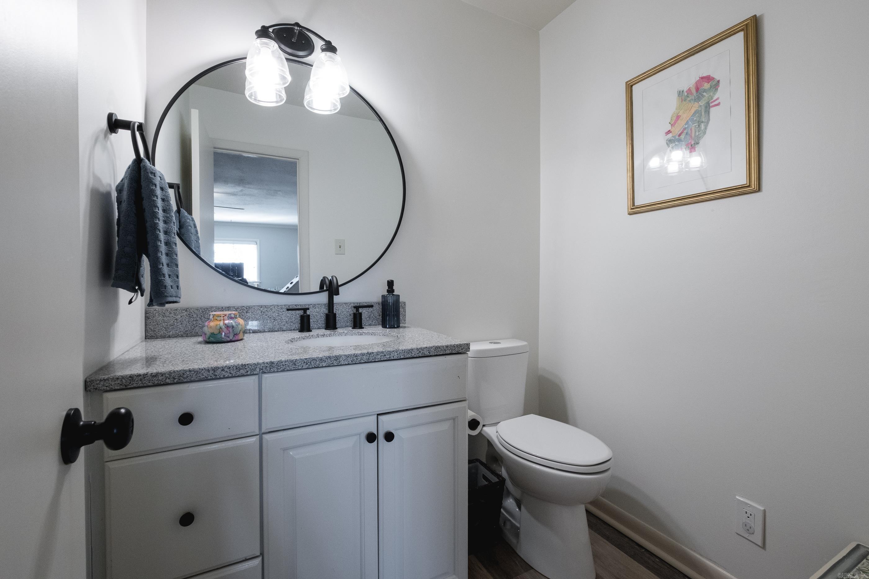 Meeks Manor - Residential