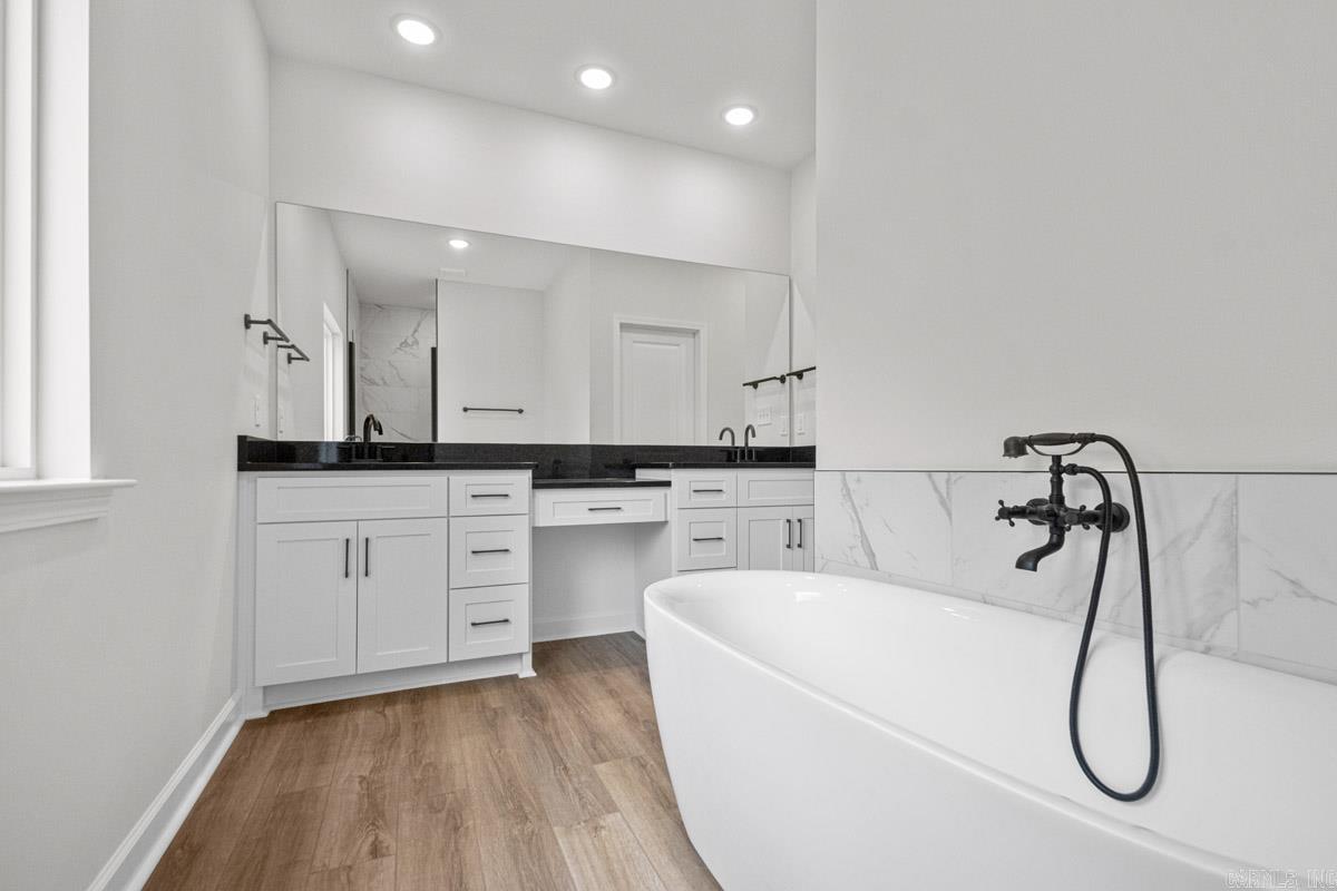 HIDDEN CREEK ADDN - Residential