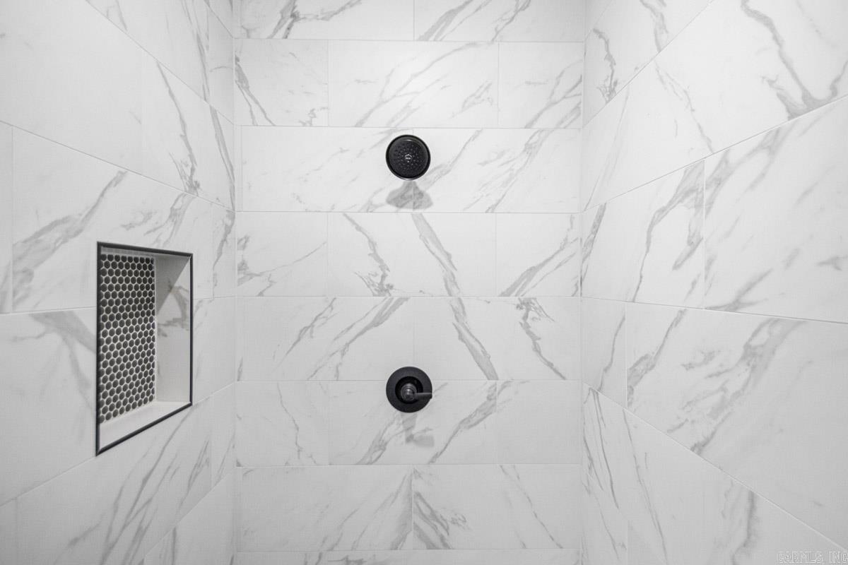 HIDDEN CREEK ADDN - Residential