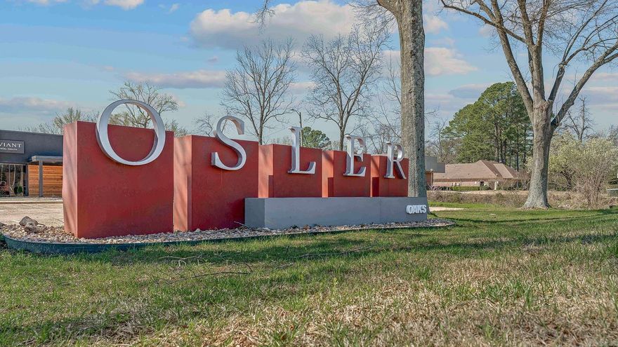 Excellent medical or professional office leasing opportunity located along the highly sought-after Matthews Medical Mile in Jonesboro. Situated at 801, 901, and 911 Osler, this property consists of three separate buildings with available suites ranging from 2,000 SF up to 4,520 SF, allowing flexibility for a variety of medical or professional users.  The property offers excellent visibility with traffic counts of approximately 10,000 vehicles per day and is ideally positioned near St. Bernards Medical Center, Downtown Jonesboro, and Arkansas State University. The recently remodeled exterior features a modern, sleek design, creating a professional and welcoming environment for patients and clients. The site also provides 50+ parking spaces, ensuring convenient access for staff and visitors. The owner will build to suit to accommodate the tenant's needs. Lease terms are NNN. This is a rare opportunity to establish your practice or professional office in one of Jonesboro’s premier medical corridors.