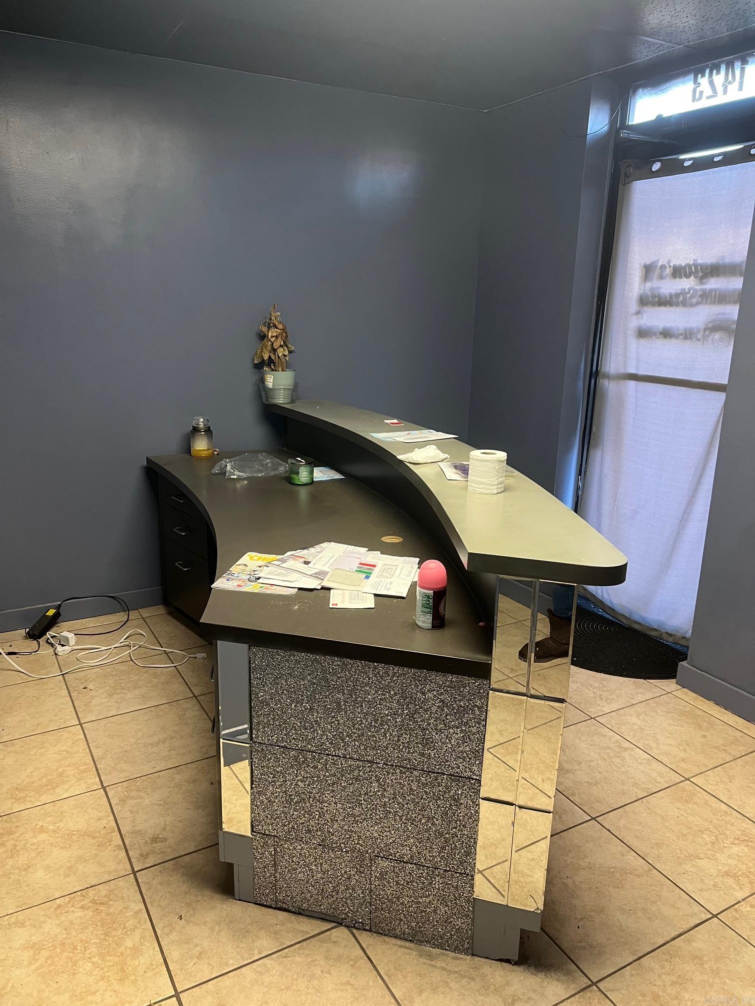 Oak Forest Gardens Annex - Residential Lease