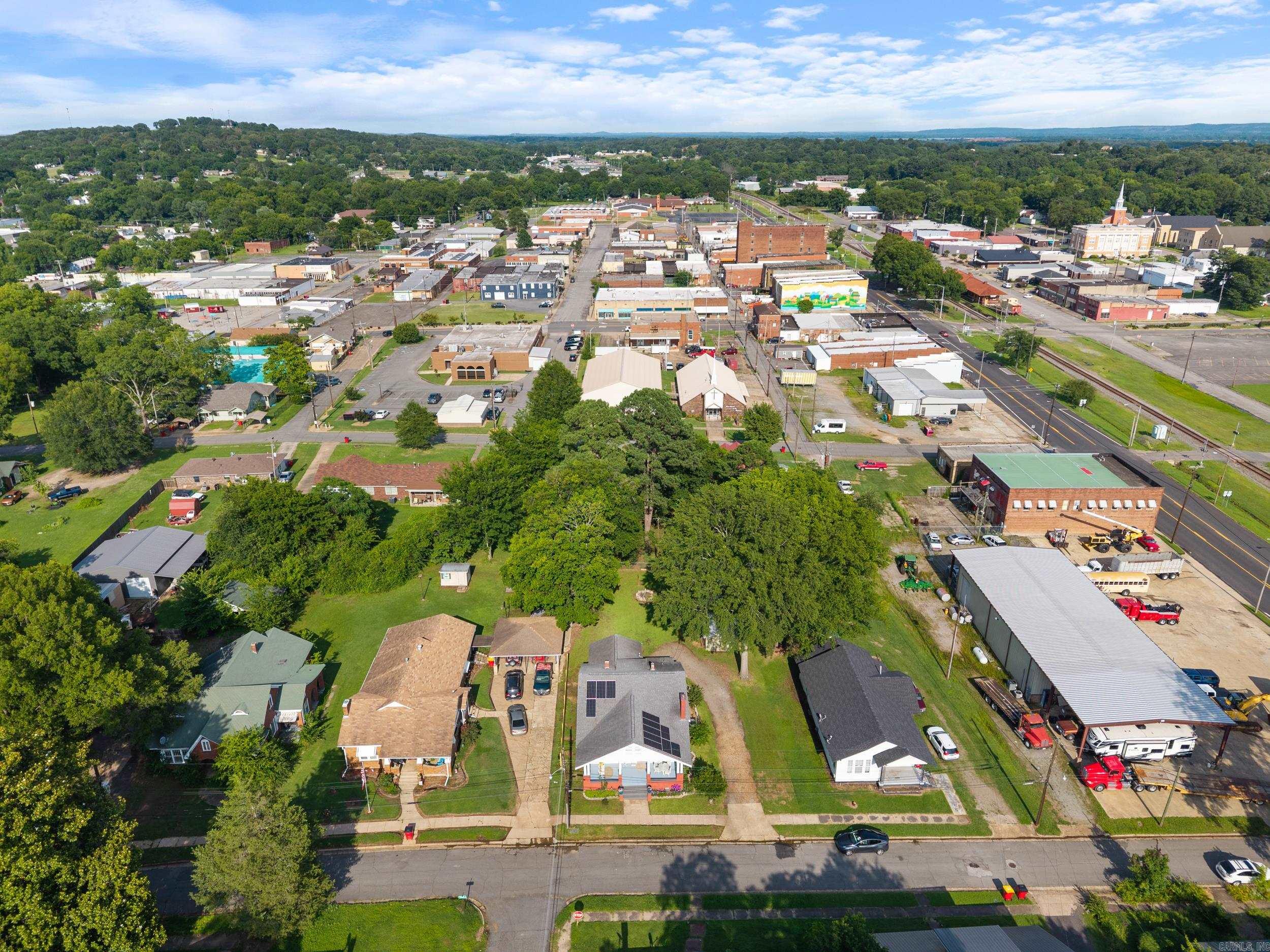 ORIGINAL TOWN OF MORRILTON - Residential