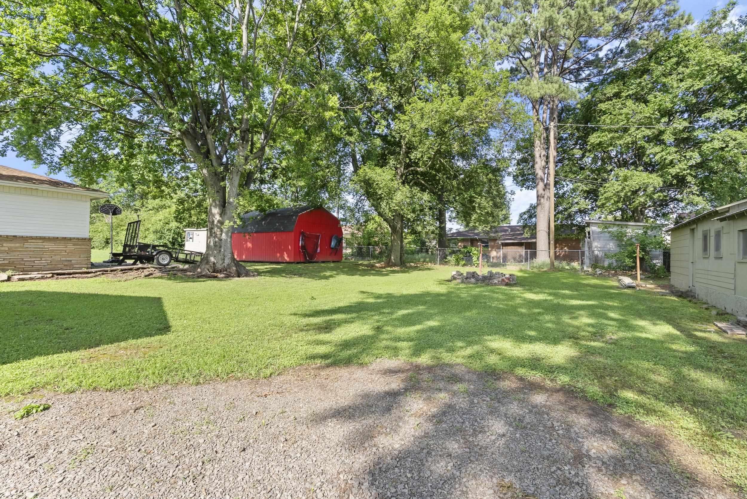 ORIGINAL TOWN OF MORRILTON - Residential