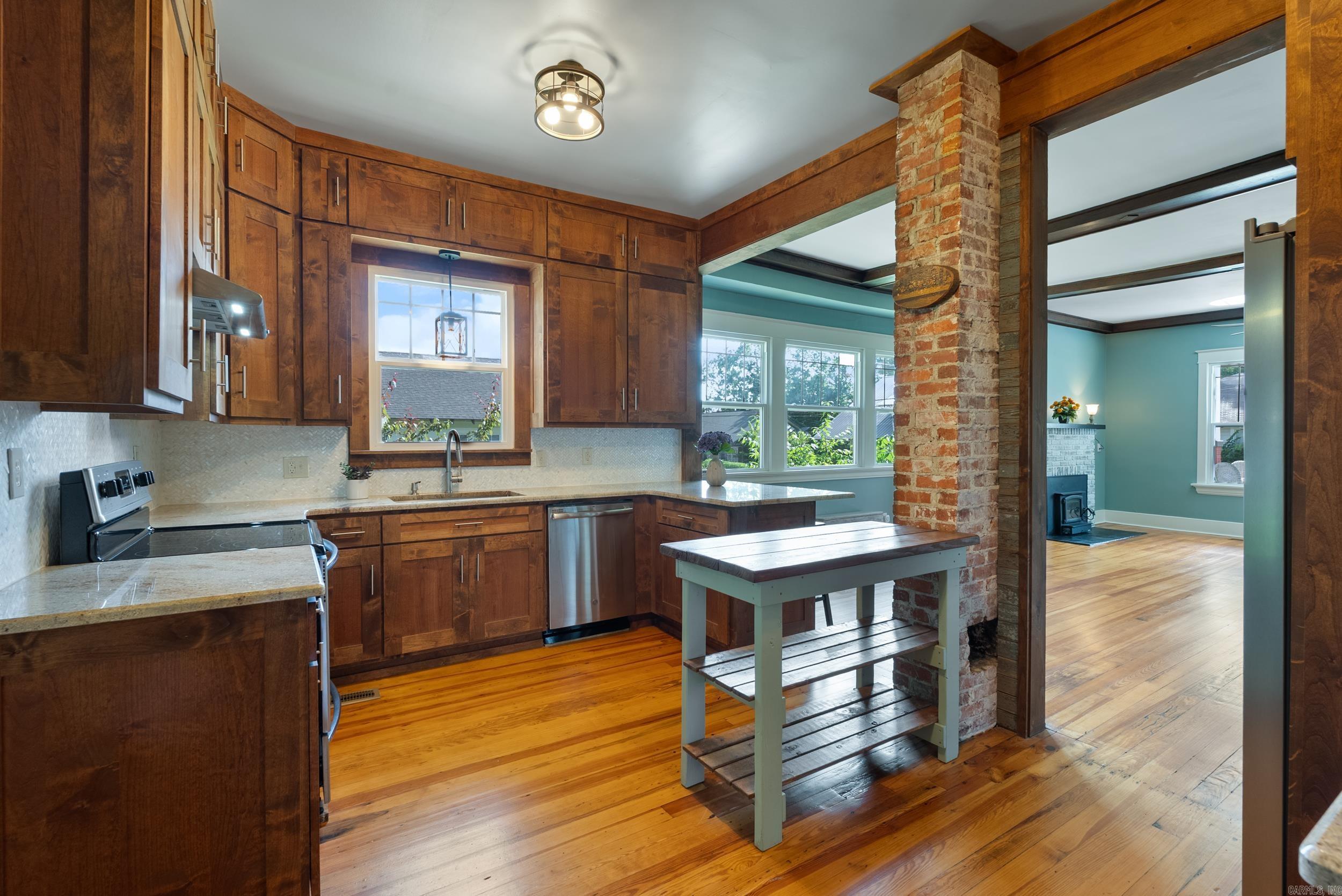 ORIGINAL TOWN OF MORRILTON - Residential