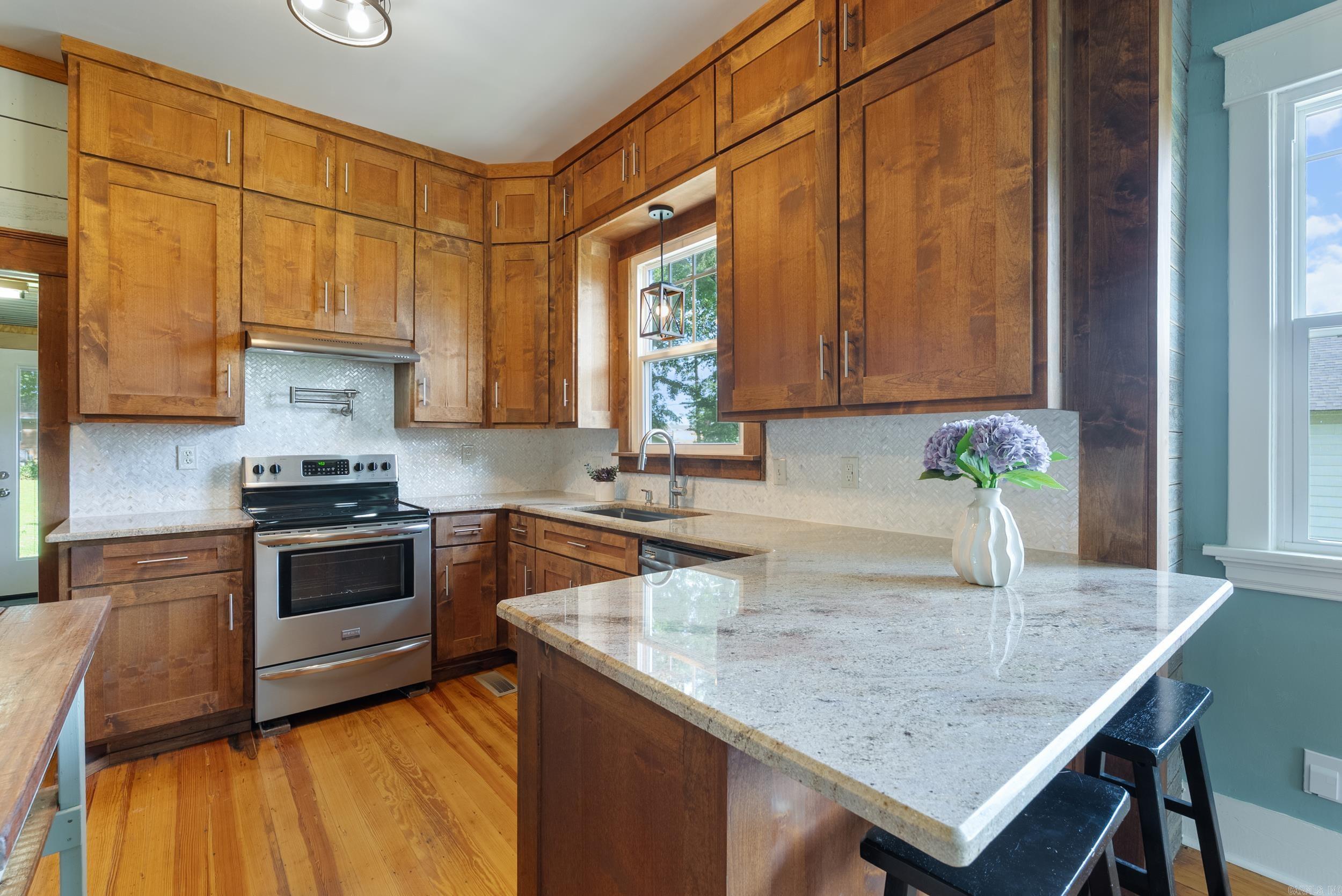 ORIGINAL TOWN OF MORRILTON - Residential