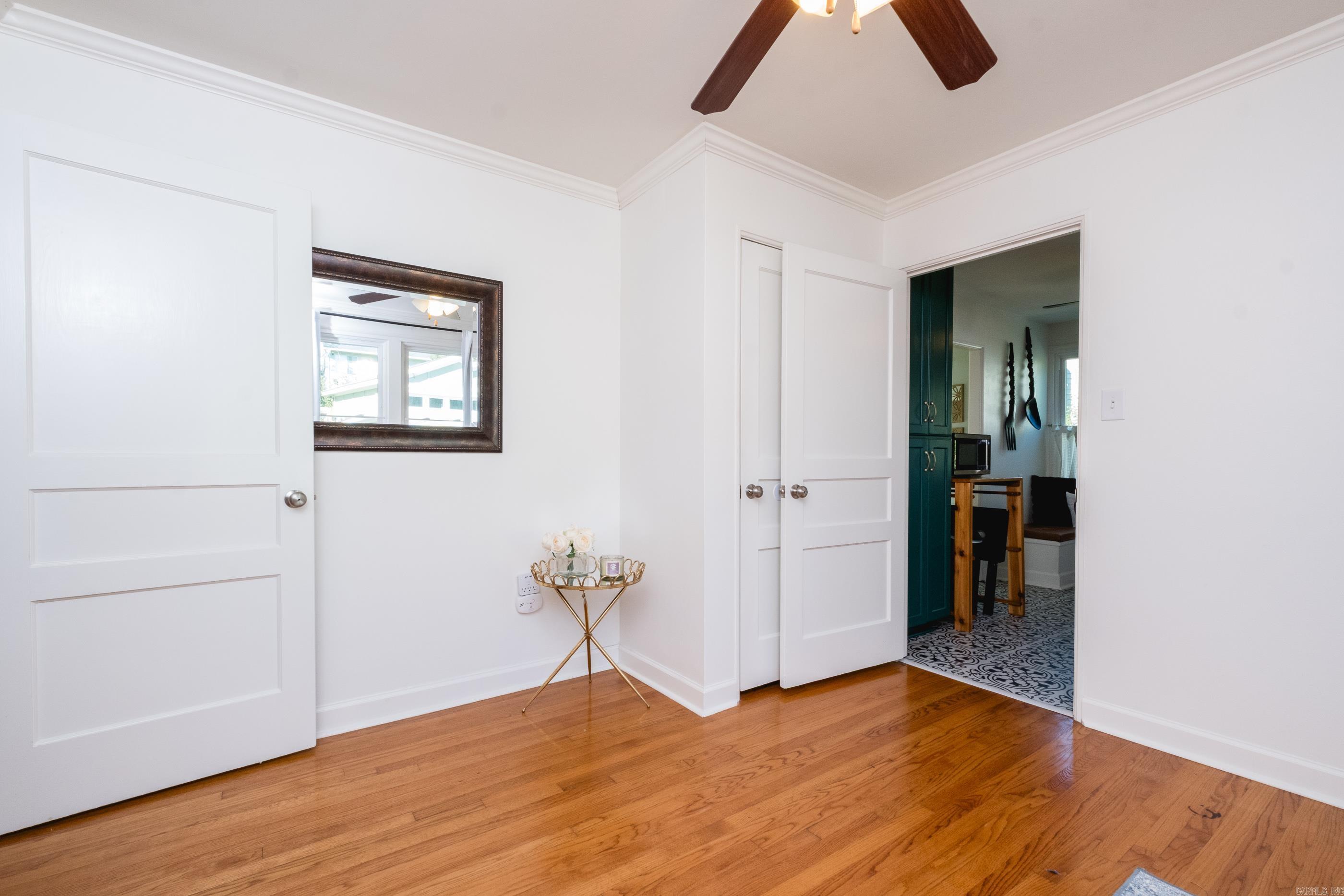 KINGWOOD PLACE - Residential