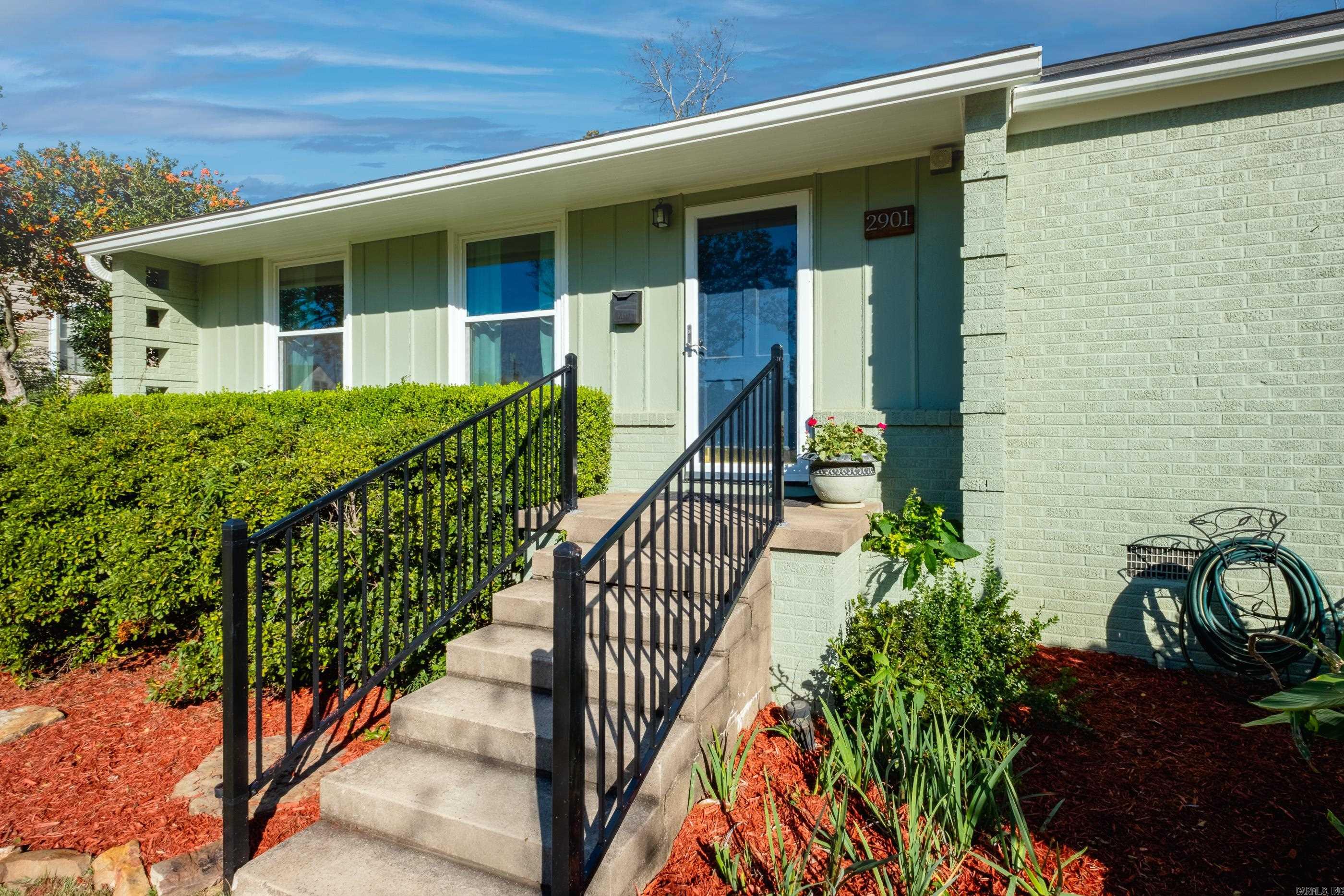 KINGWOOD PLACE - Residential