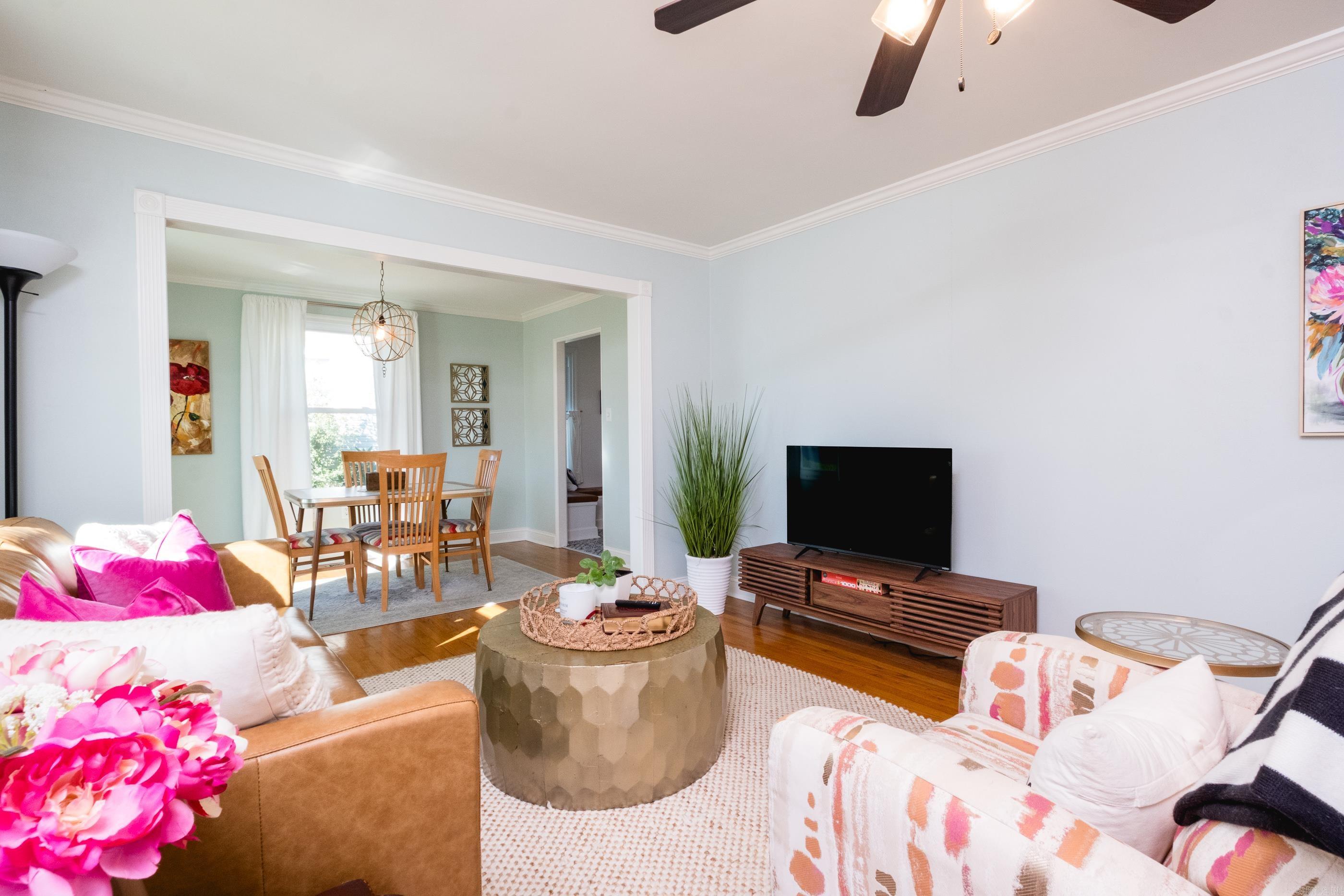 KINGWOOD PLACE - Residential