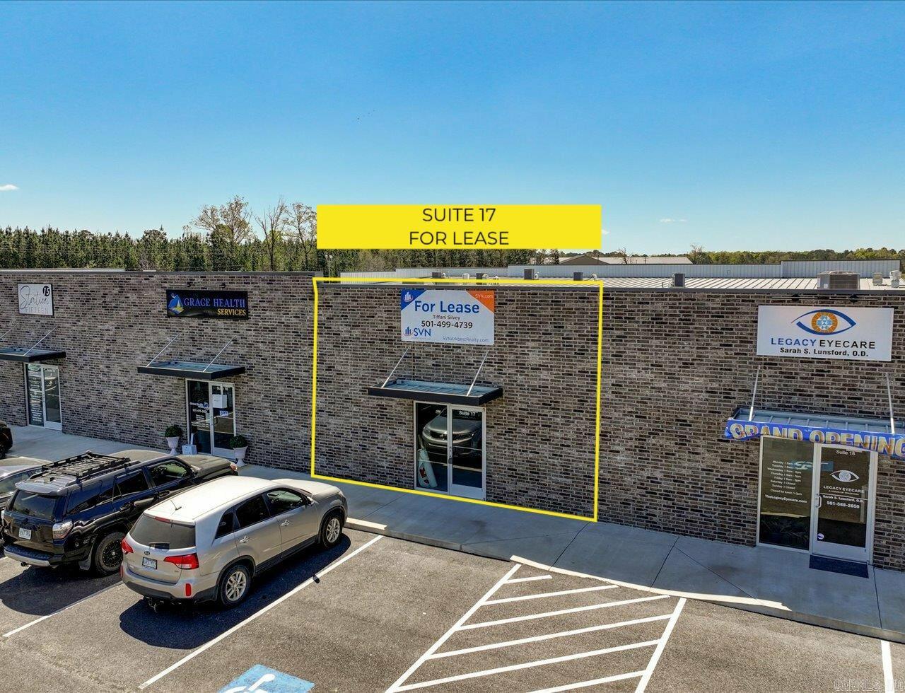 Nestled in a convenient location, the area offers a perfect blend of small-town charm and modern amenities. At the corner of Arch Street and Hwy 167. Multiple retail & office suites available Flexible square footage options for a variety of tenant types Located in the heart of the East End community with strong visibility New construction with customizable buildout opportunities Excellent location for healthcare, salon, service, and retail users Ample parking and easy access off Arch Street High-growth area surrounded by residential developments