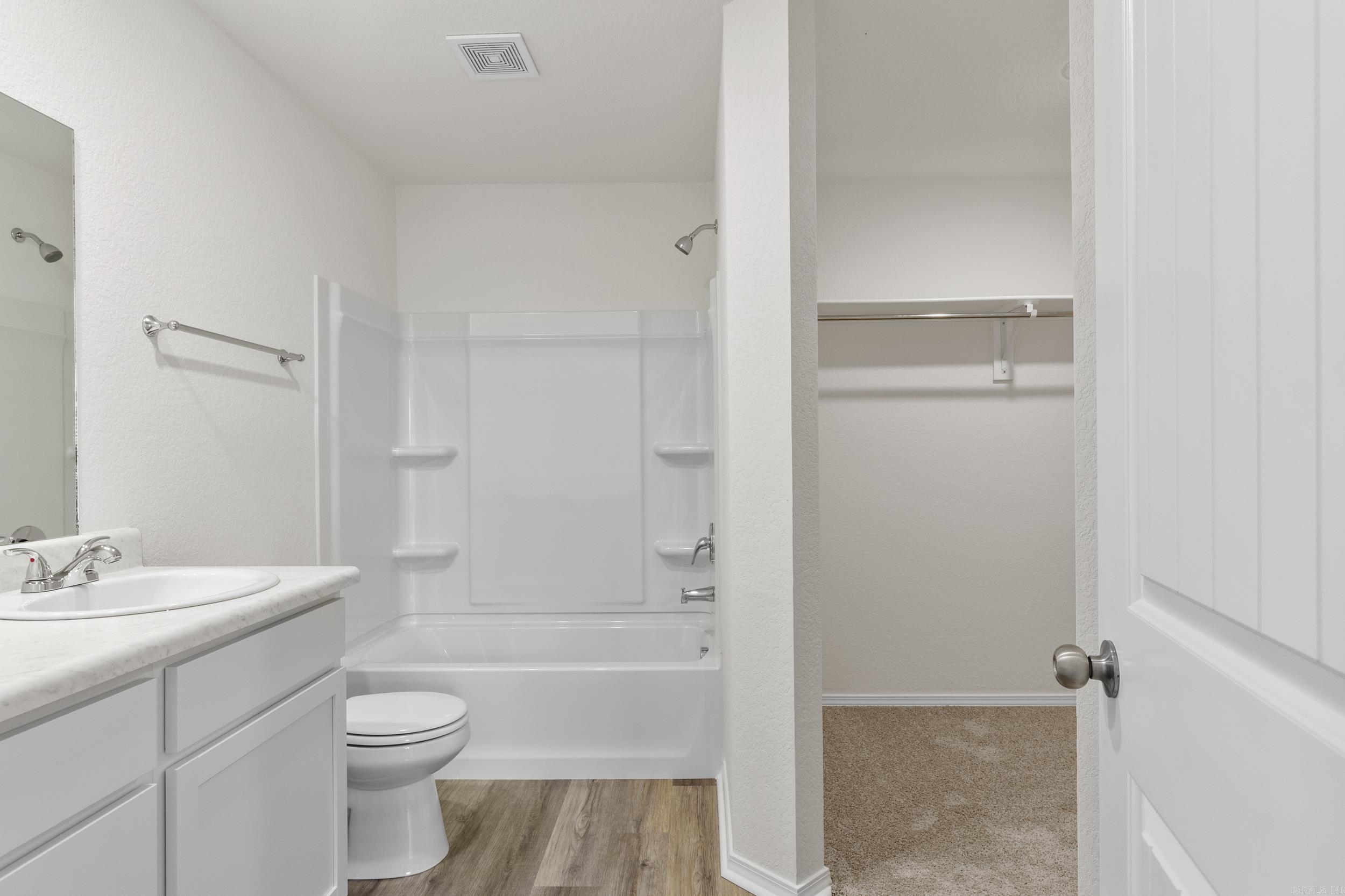 THE MEADOWS - Residential