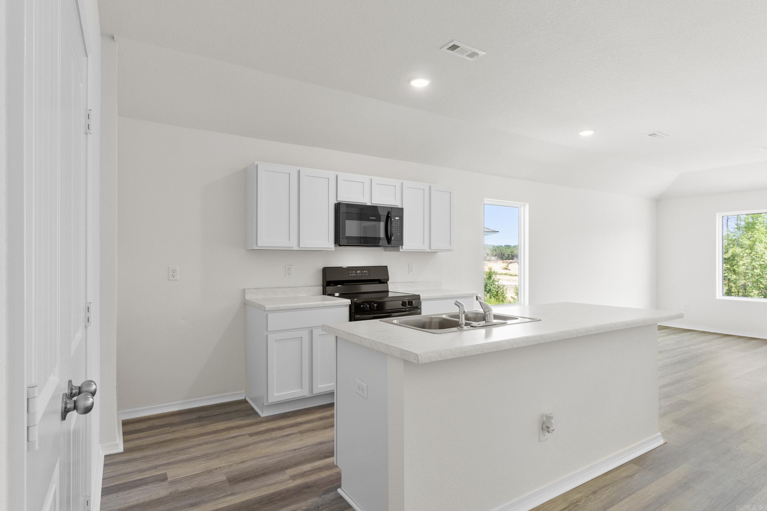 THE MEADOWS - Residential