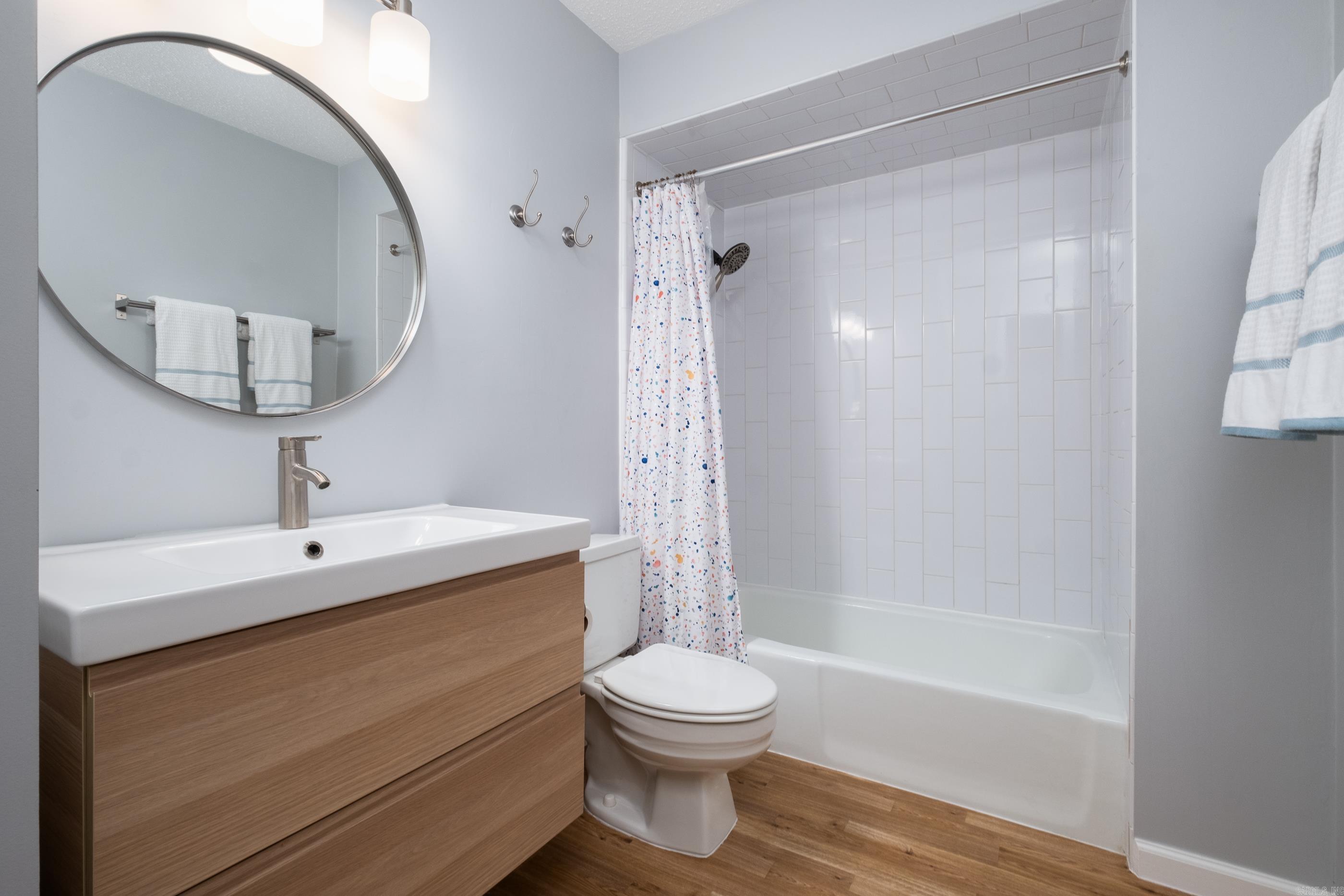 ECHO VALLEY - Residential