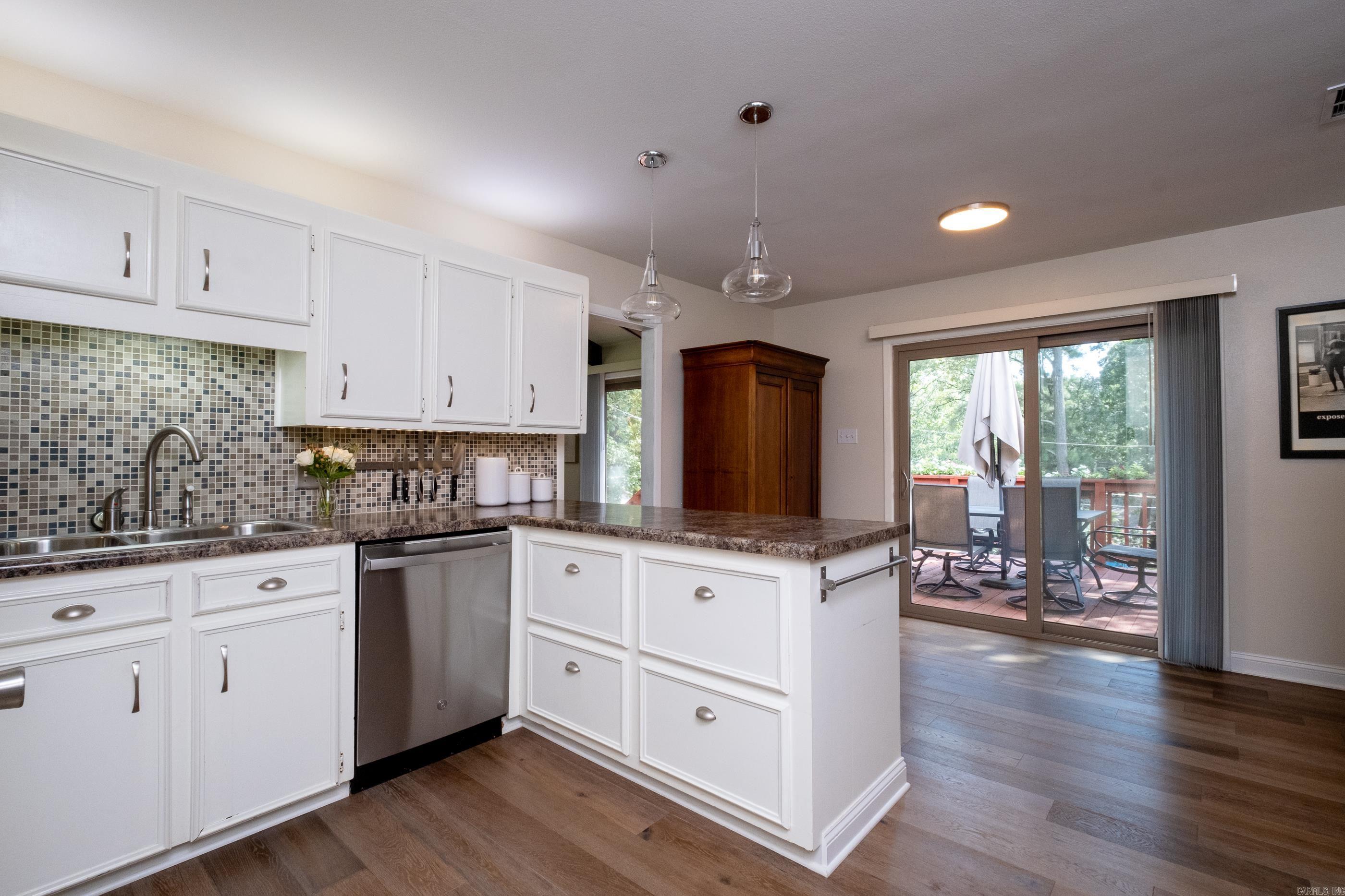 ECHO VALLEY - Residential