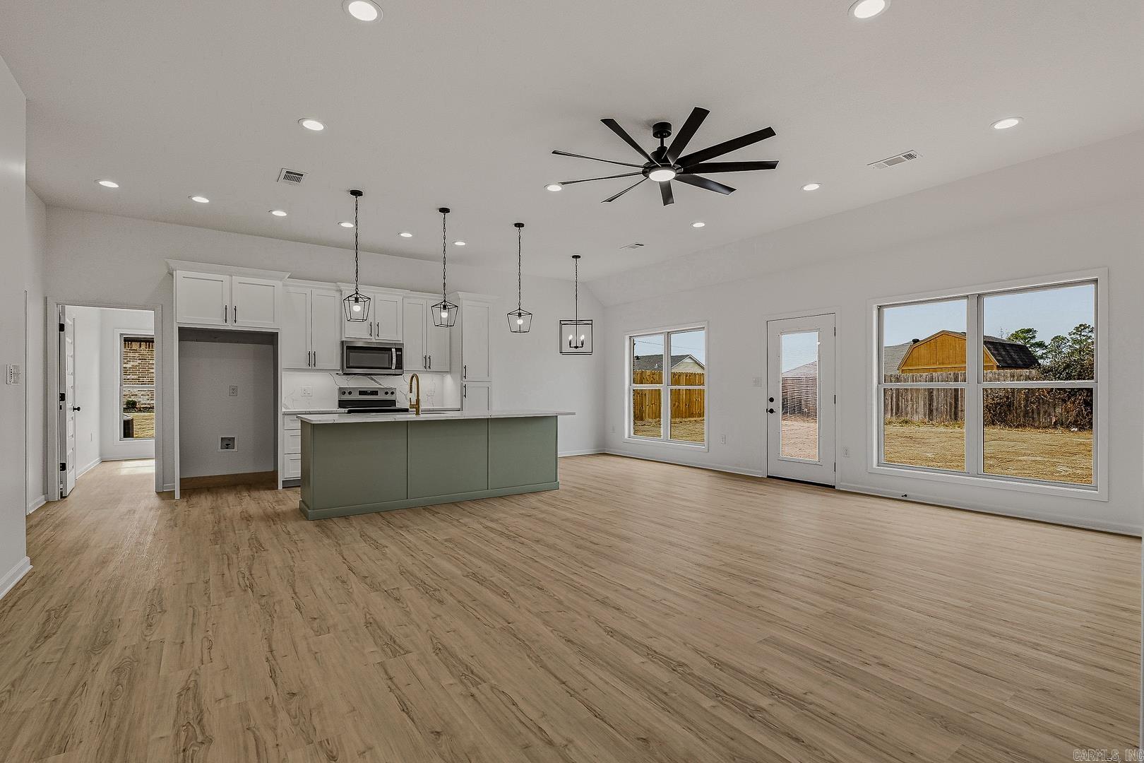 PURCELLS COUNTRY - Residential