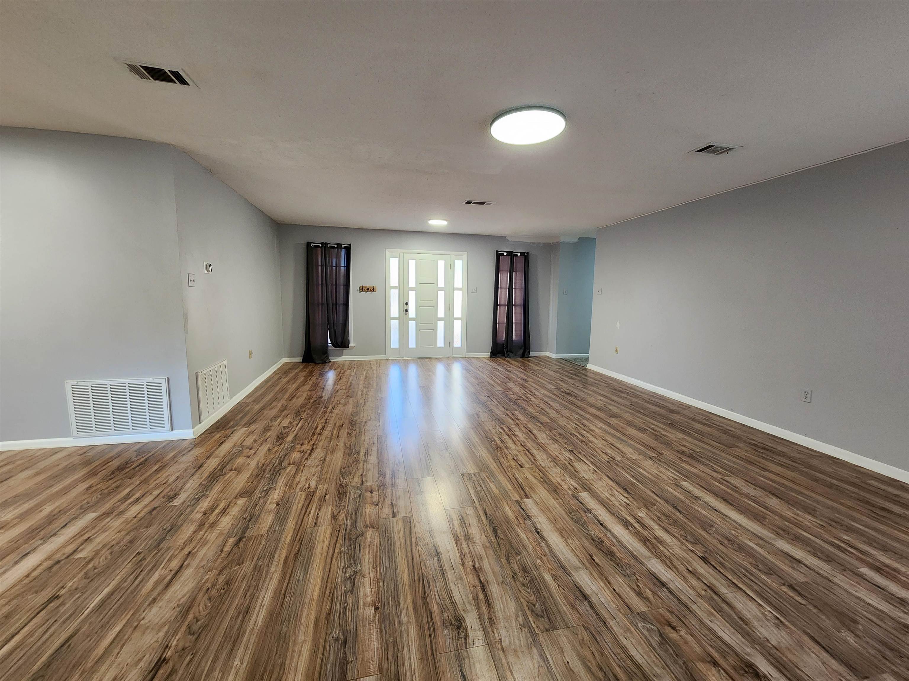 WEST GATE - Residential