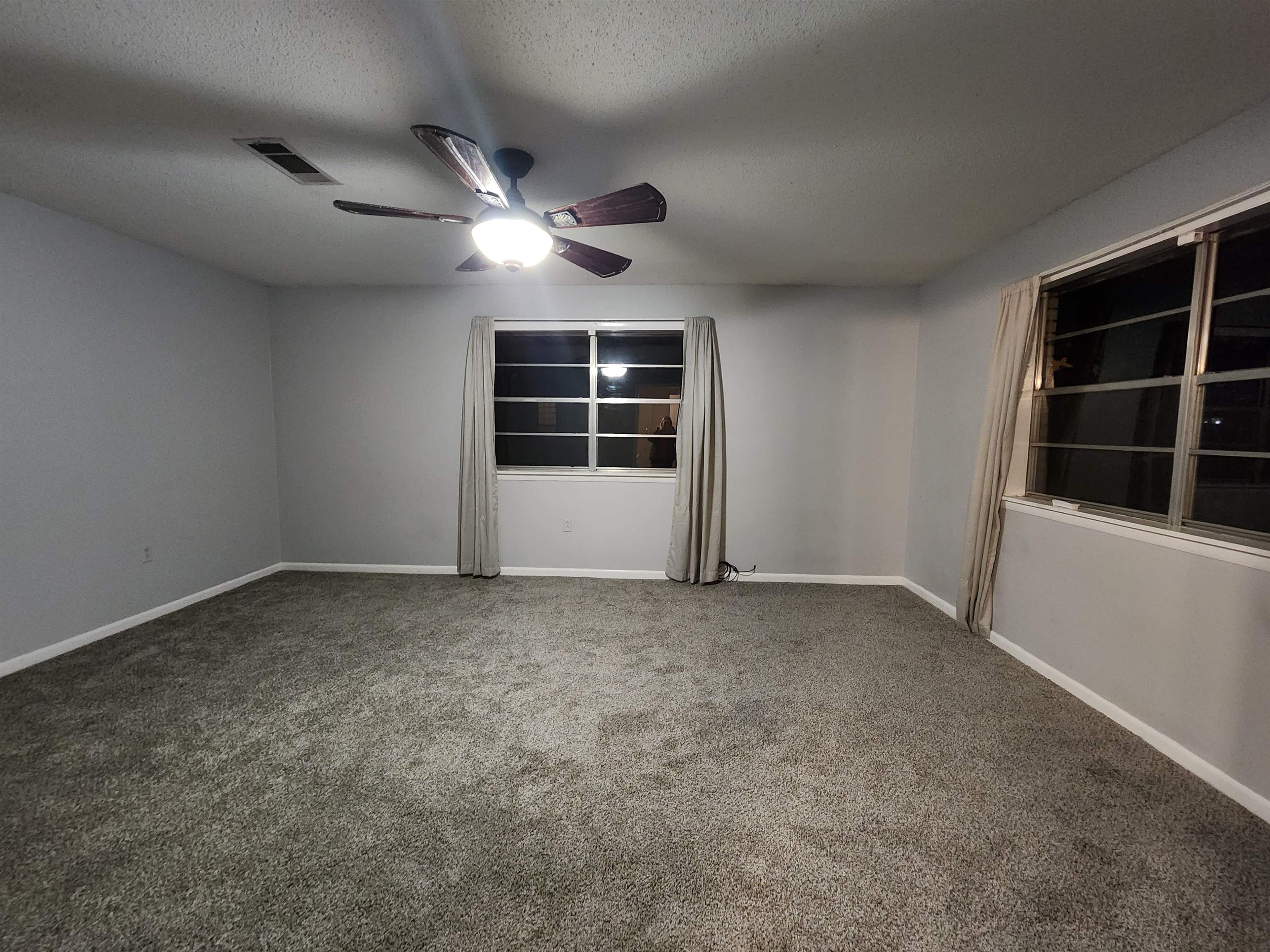 WEST GATE - Residential