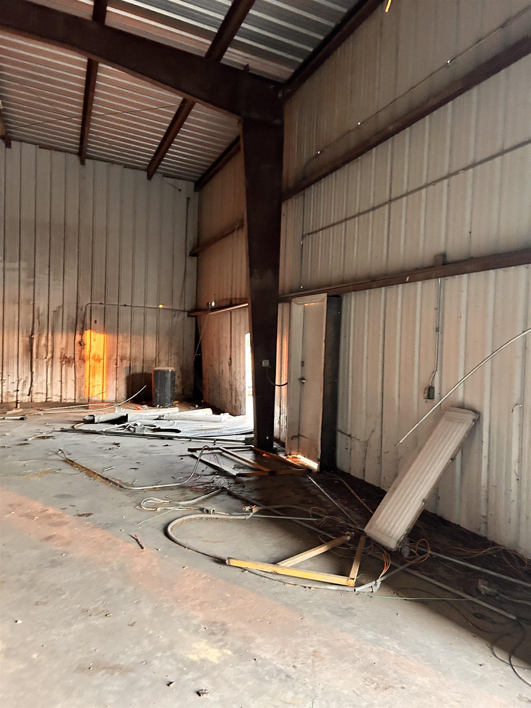 Metes & Bounds - Commercial Sale