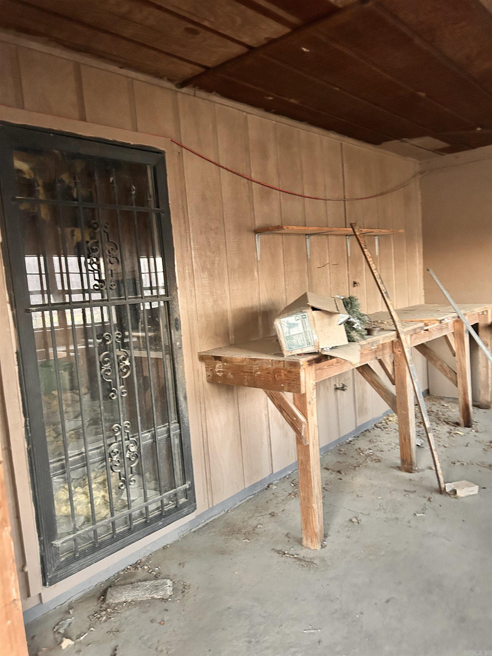 Metes & Bounds - Commercial Sale