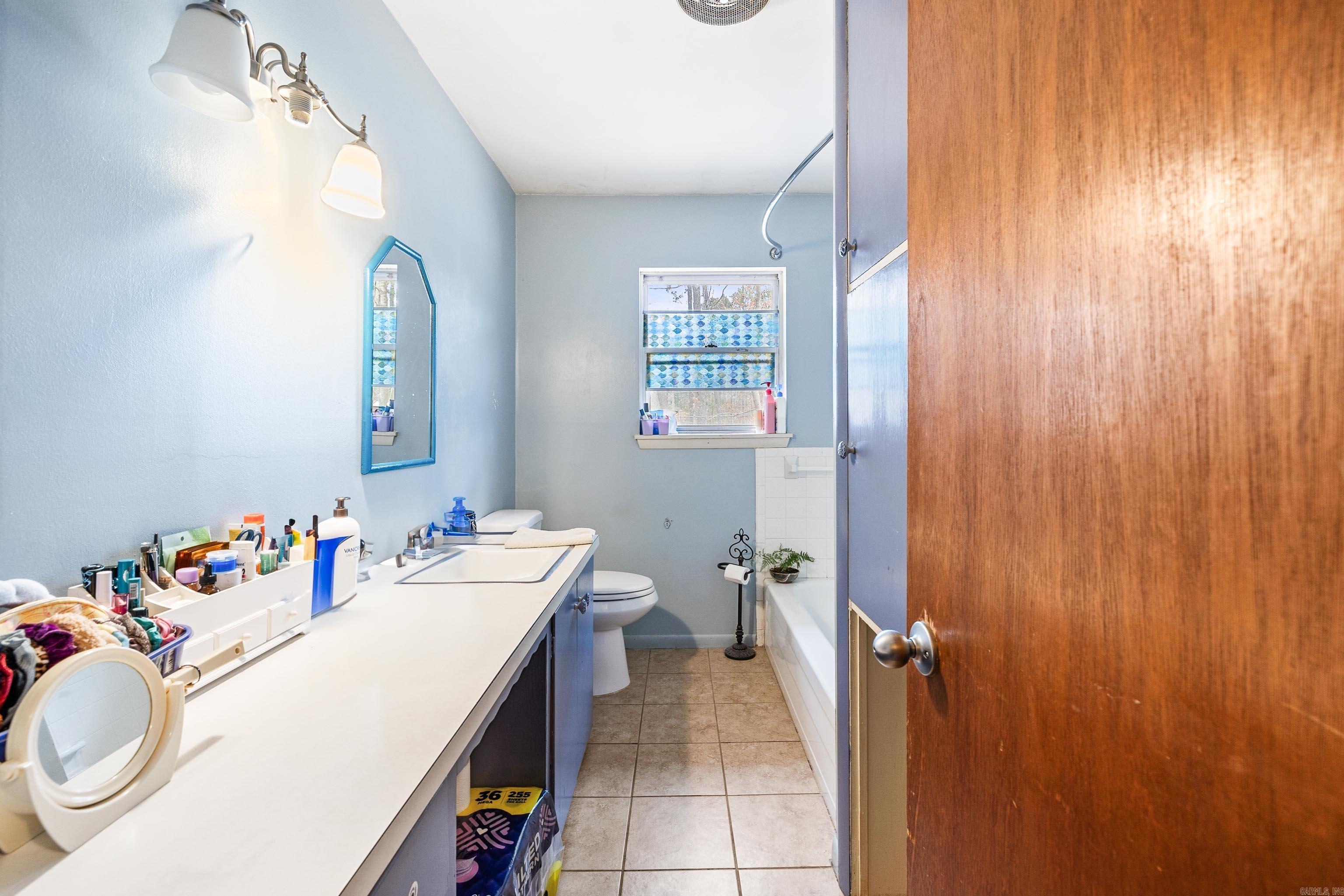 SOUTHERN HILLS - Residential