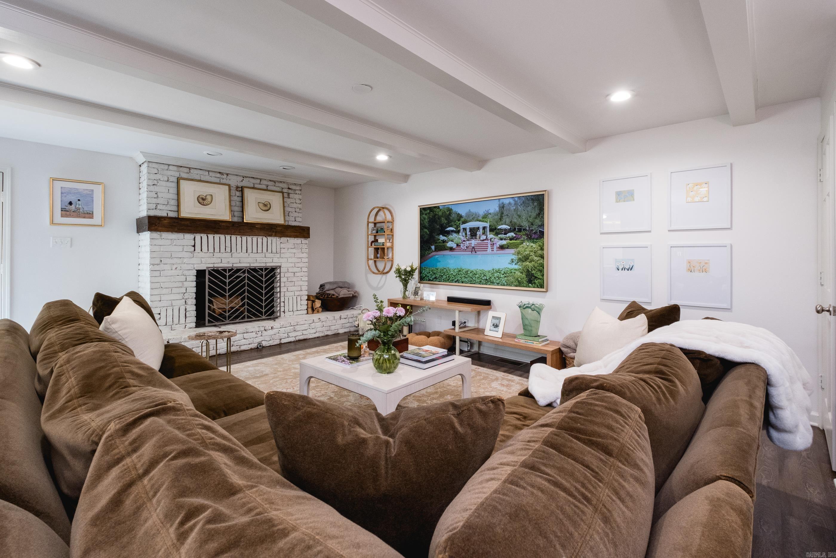 ECHO VALLEY - Residential