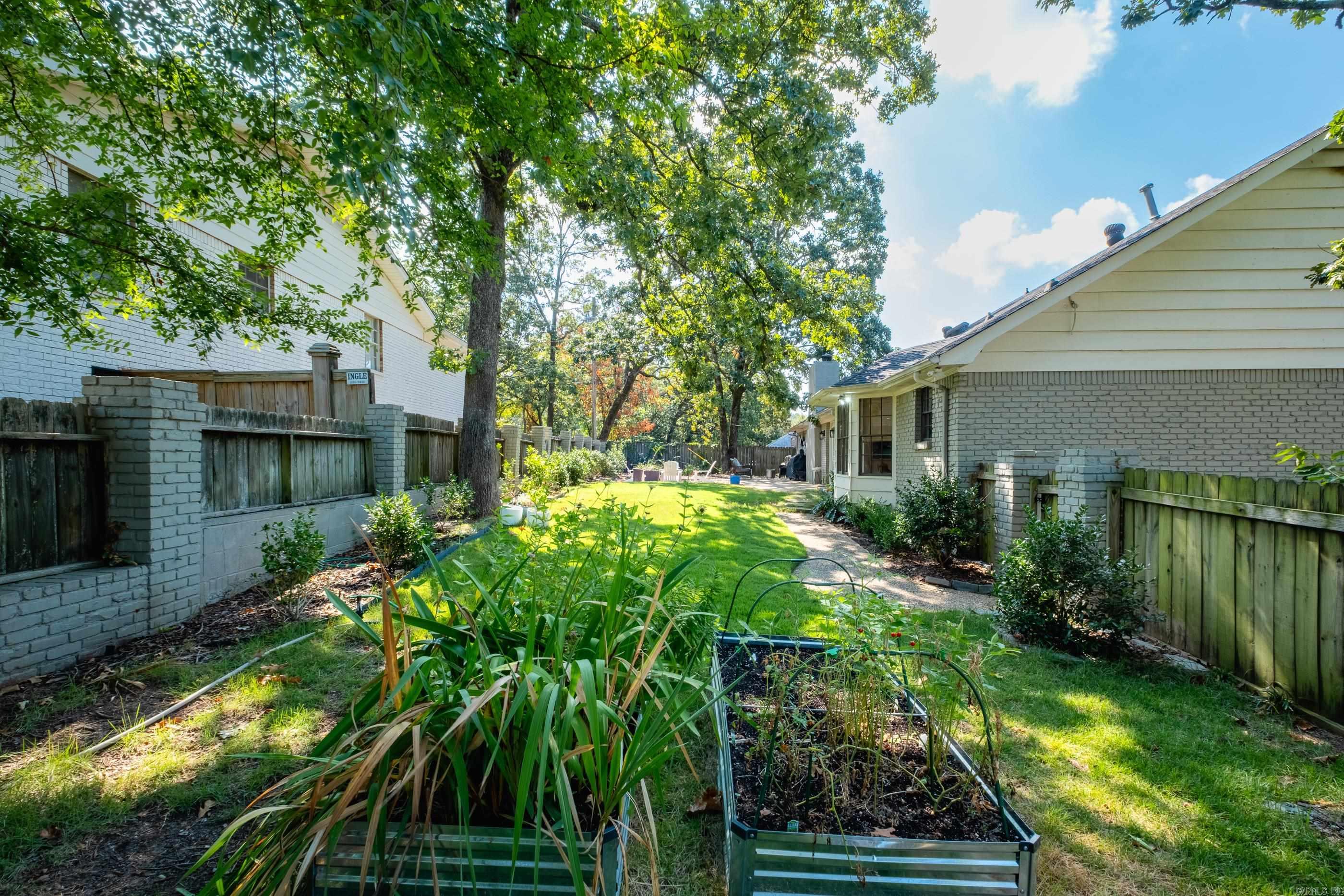 ECHO VALLEY - Residential