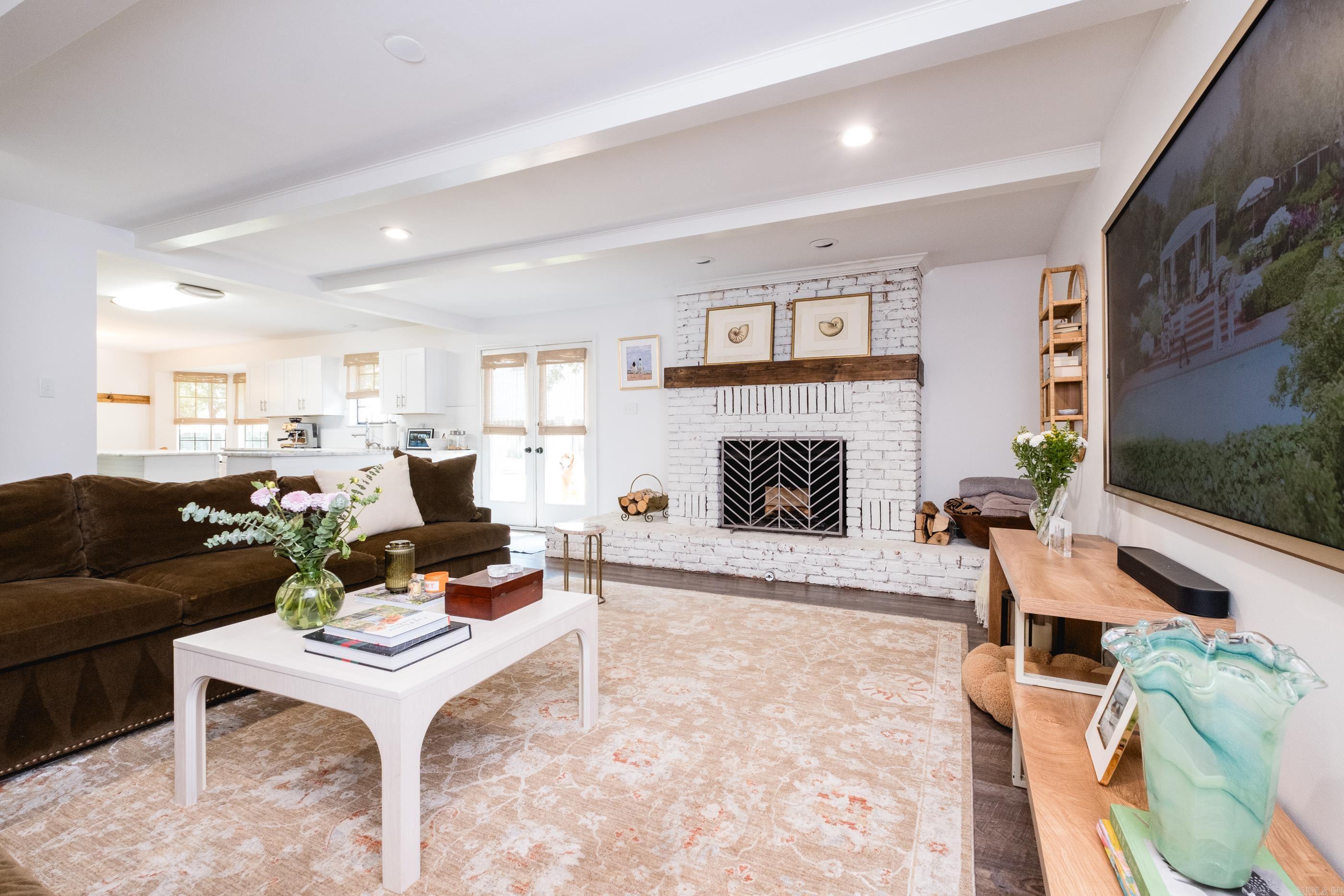 ECHO VALLEY - Residential