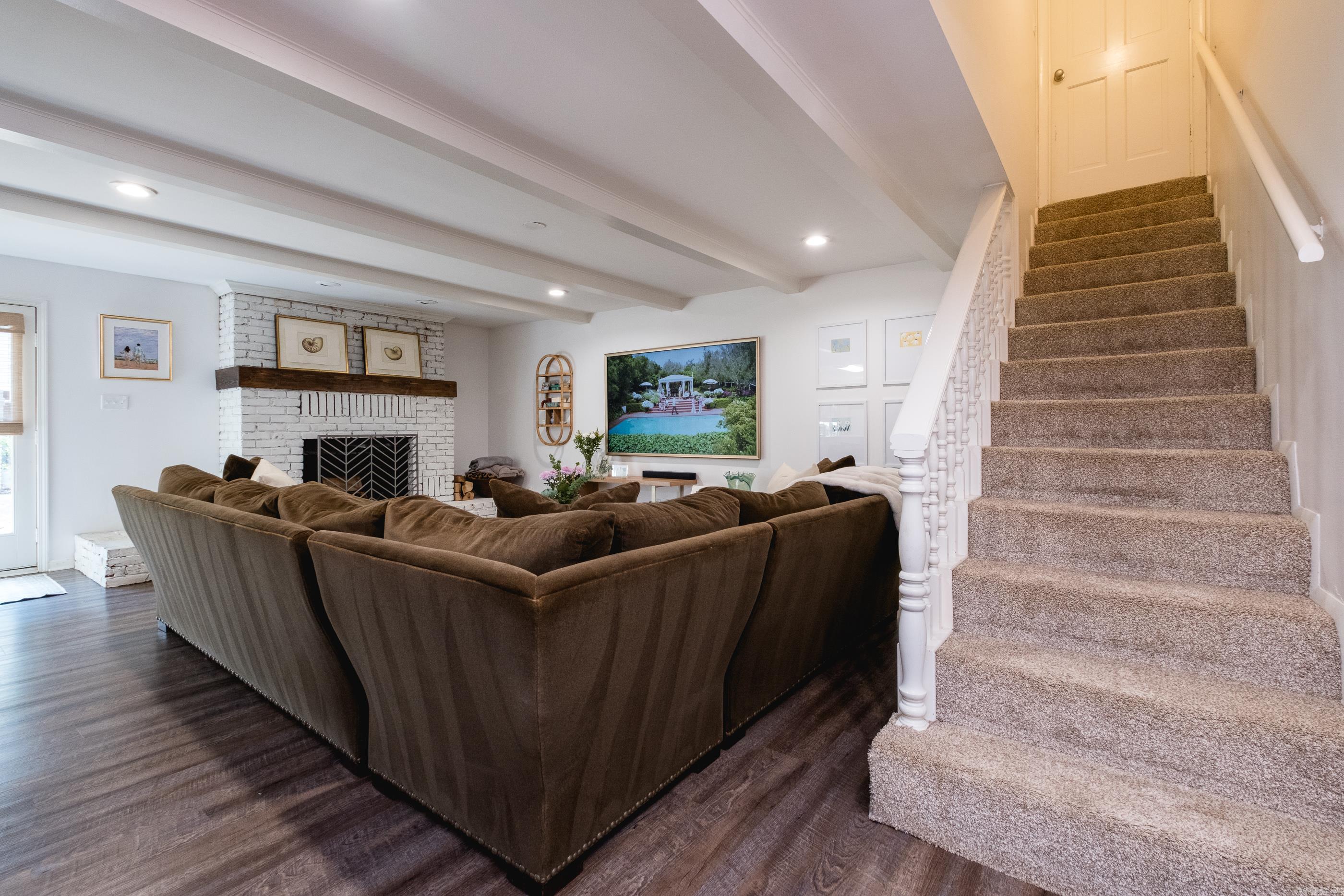 ECHO VALLEY - Residential