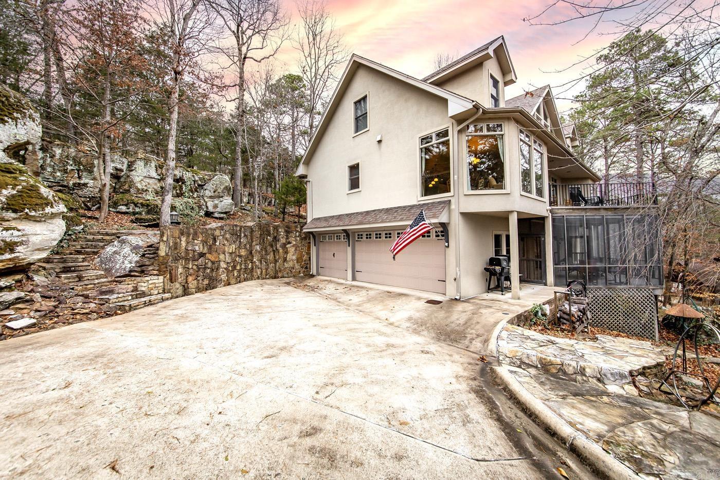 Lake View - Residential