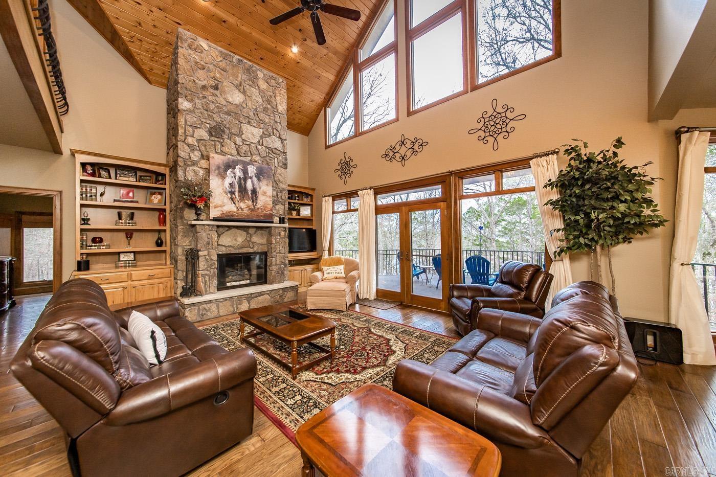 Lake View - Residential