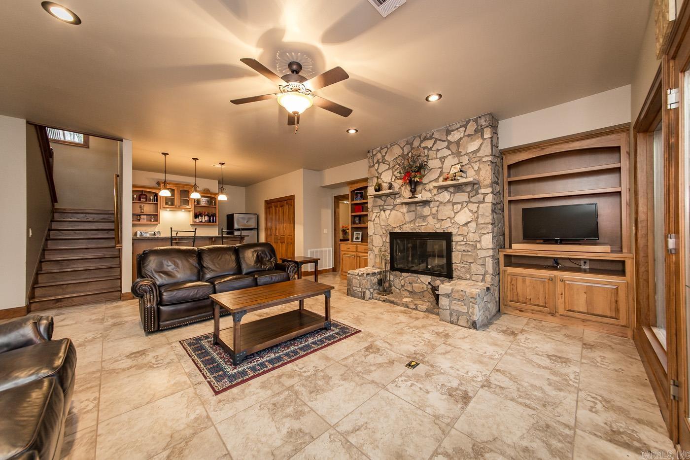 Lake View - Residential