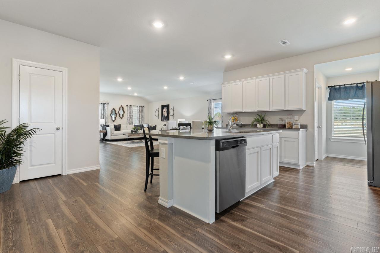 THE RESERVE AT COUNTRY CLUB PHAS - Residential